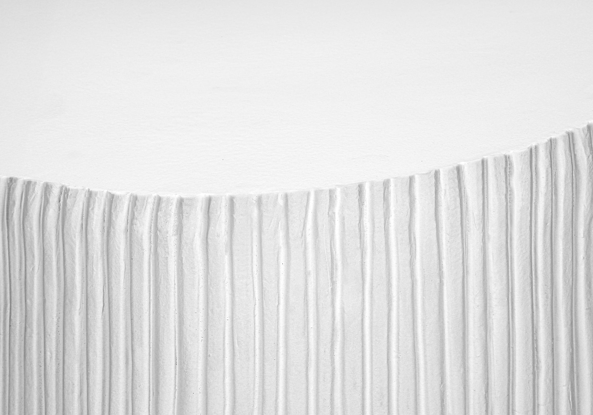 TABLE D'APPOINT - 25"H / INTERIEUR OU EXTERIEUR BLANC – I 4149