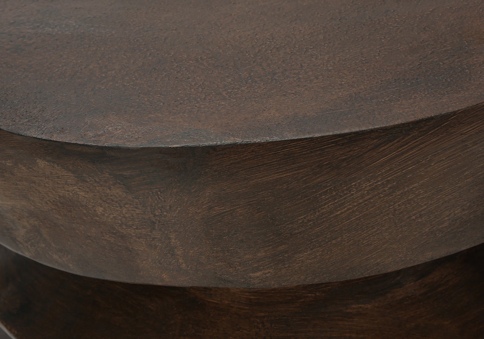 TABLE D'APPOINT - 25"H / INTERIEUR OU EXTERIEUR NOYER – I 4155