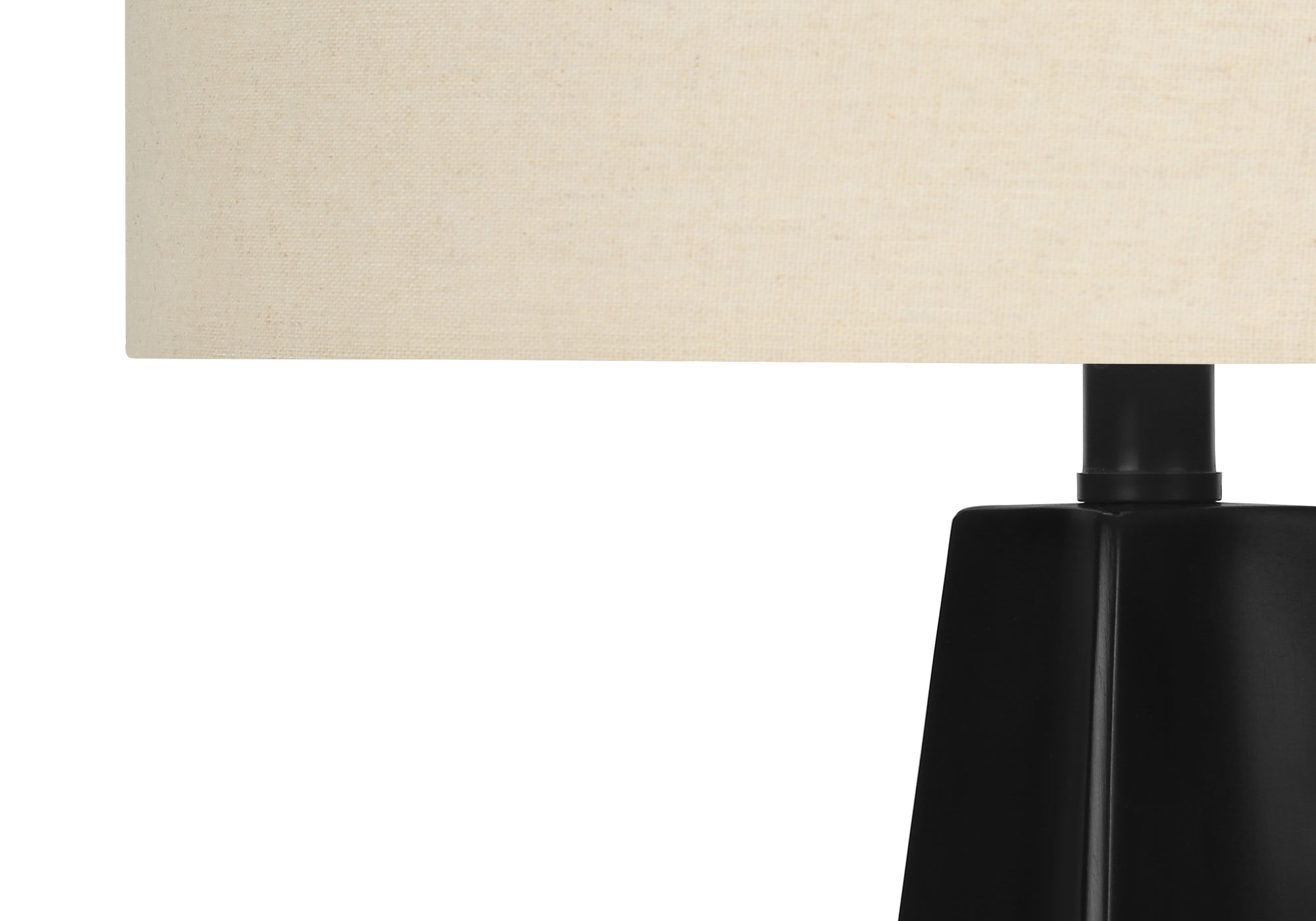LUMINAIRE - 27"H LAMPE DE TABLE NOIR RESINE / BEIGE – I 9726.