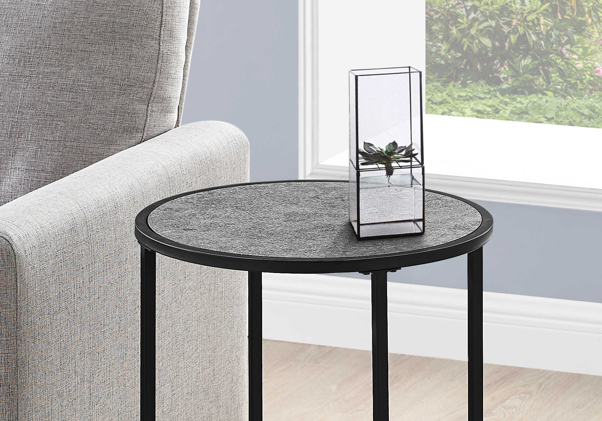 TABLE DE CHEVET - 24"H / FAUSSE PIERRE GRISE / METAL NOIR – I 2206.