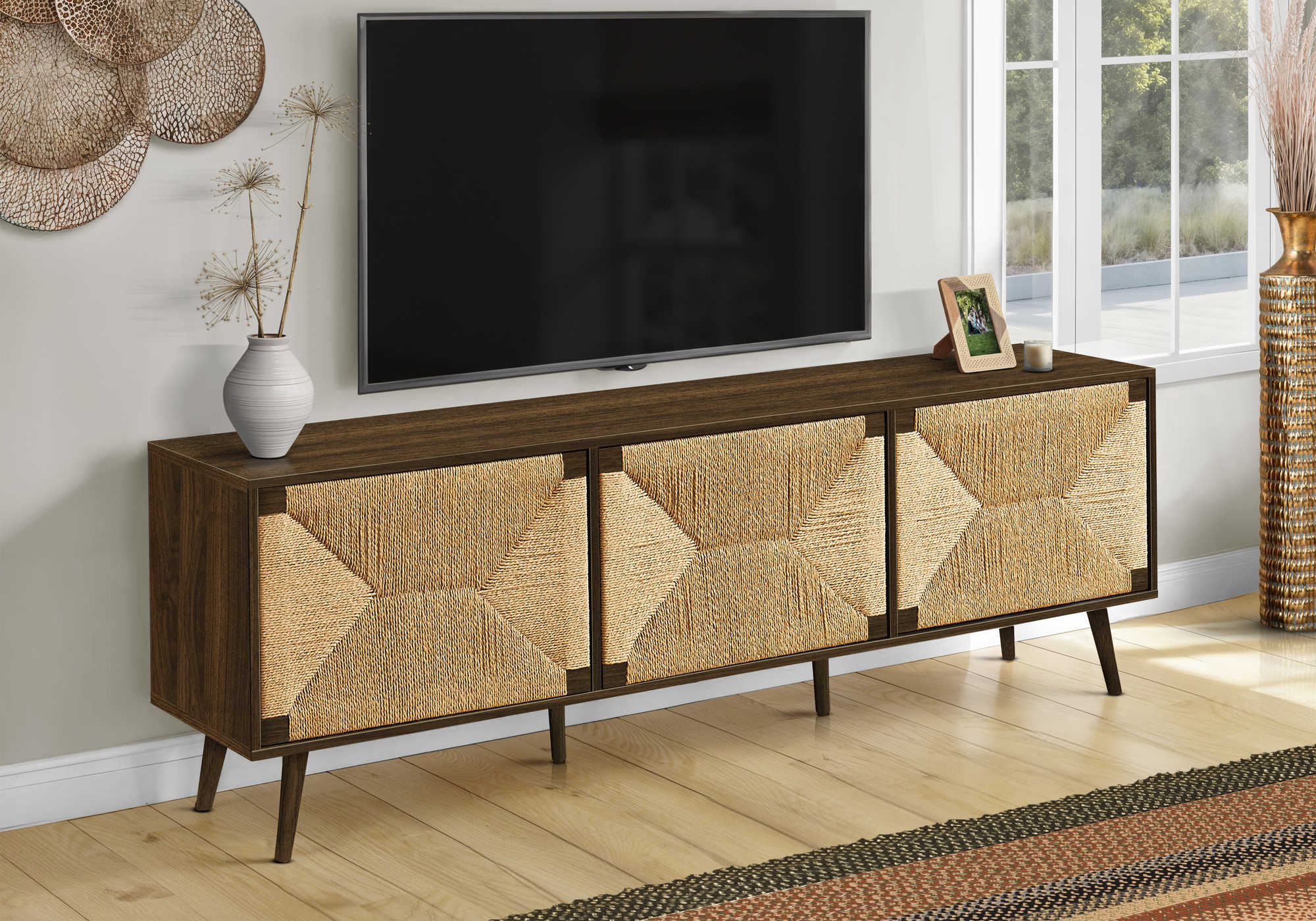 MEUBLE TV - 72"L / ASPECT JONC DE MER / BRUN -3 PORTES – I 2764