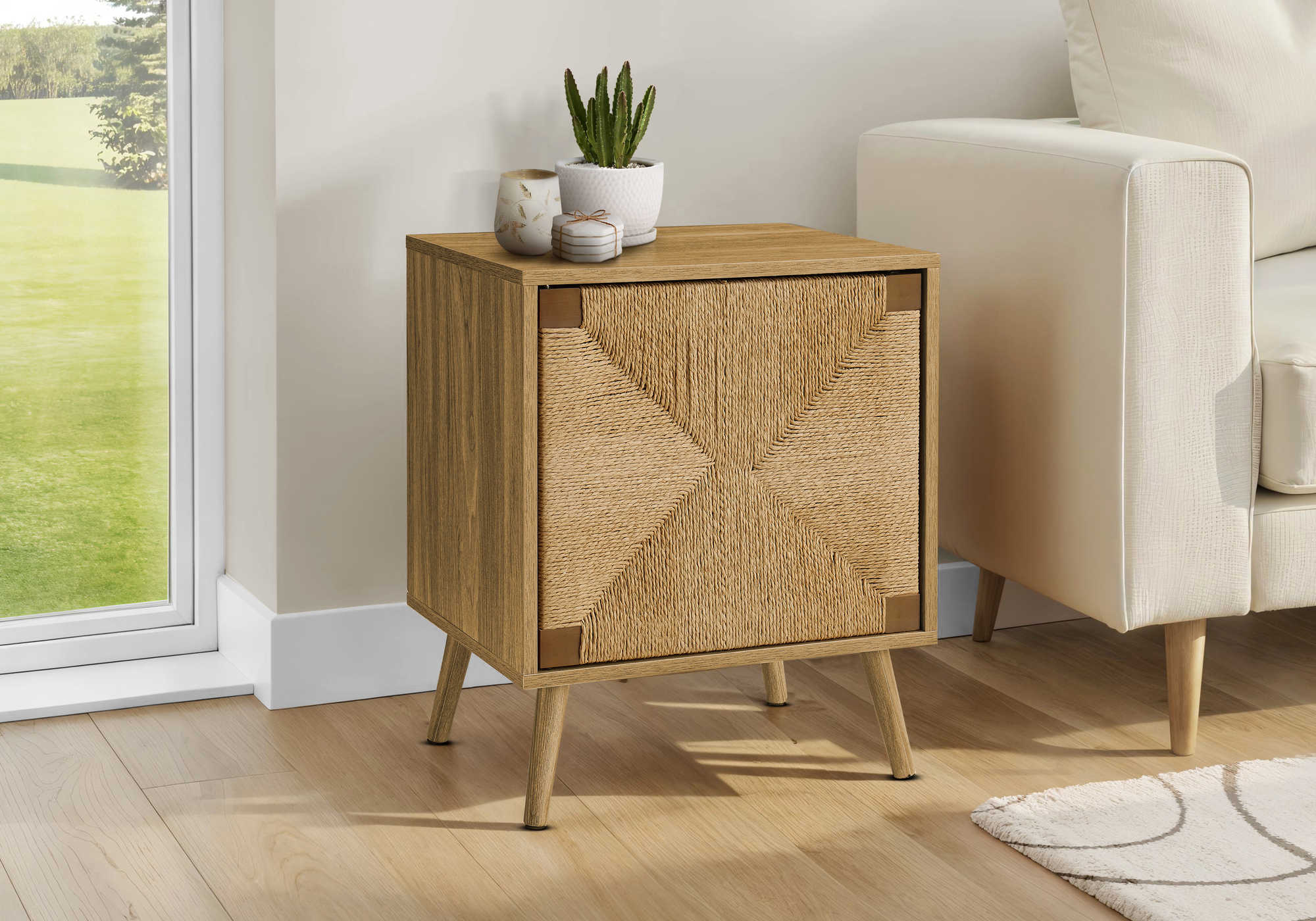 TABLE D'APPOINT - 23"H / ASPECT JONC DE MER / NOYER PALE – I 2794