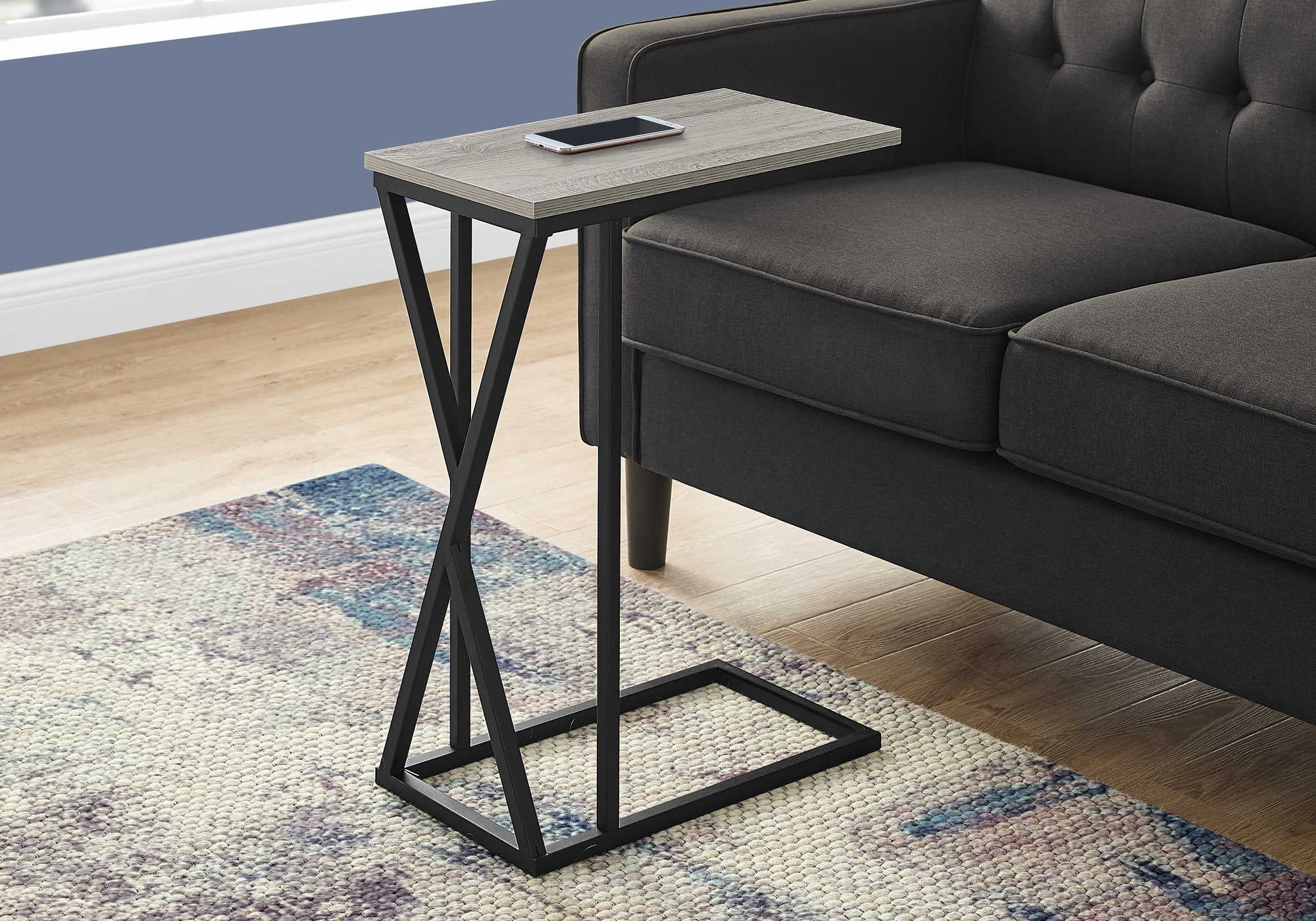 TABLE DE CHEVET - 25"H / GRIS / METAL NOIR – I 3248.