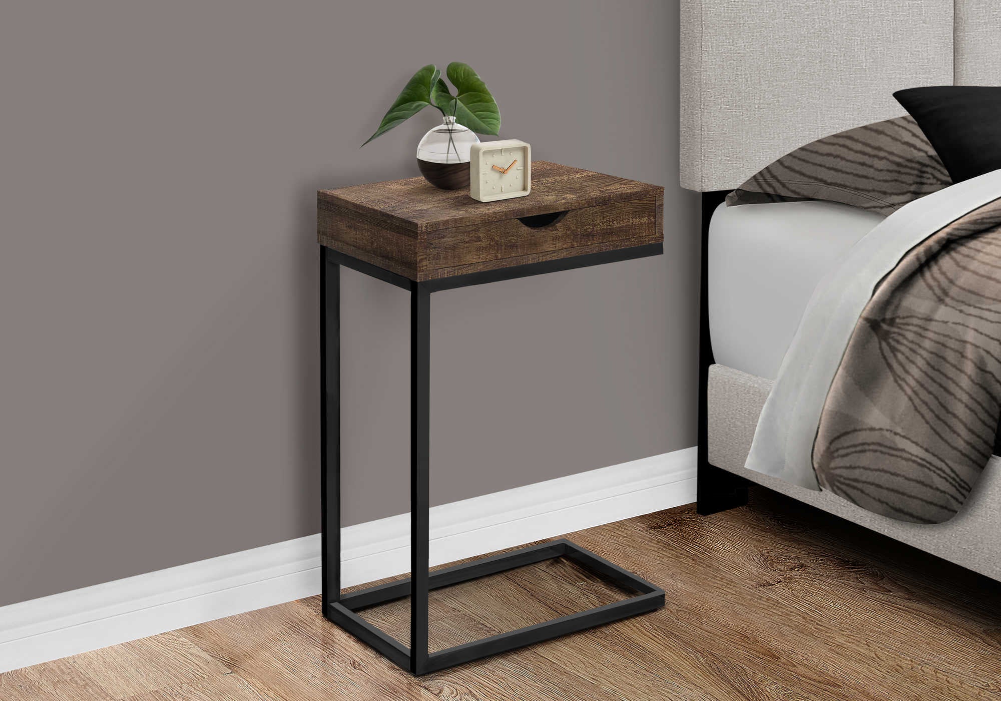 TABLE DE CHEVET - METAL NOIR / FAUX BOIS BRUN / TIROIR – I 3406.