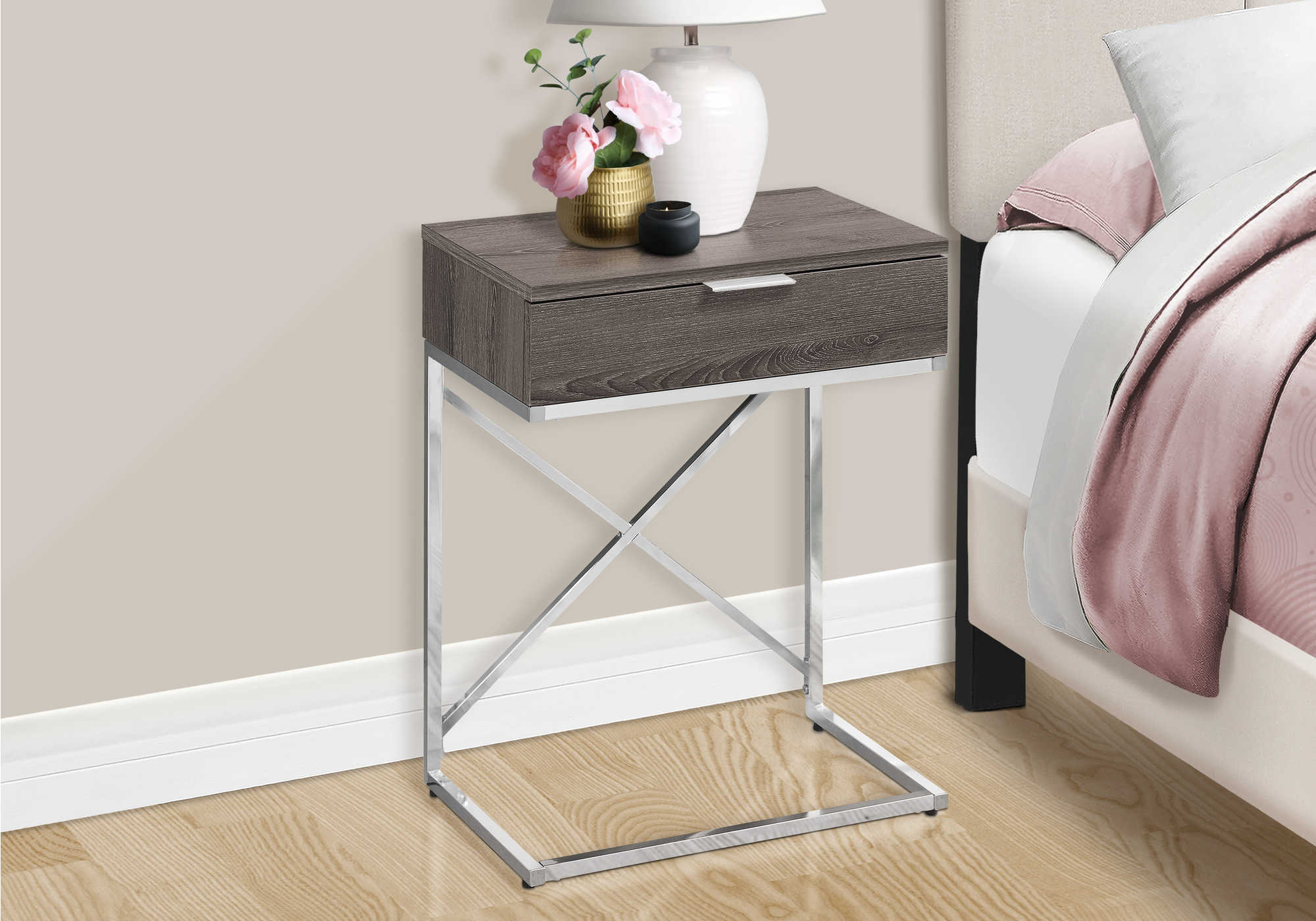 TABLE DE CHEVET - 24"H / TAUPE FONCE / METAL CHROME – I 3475.