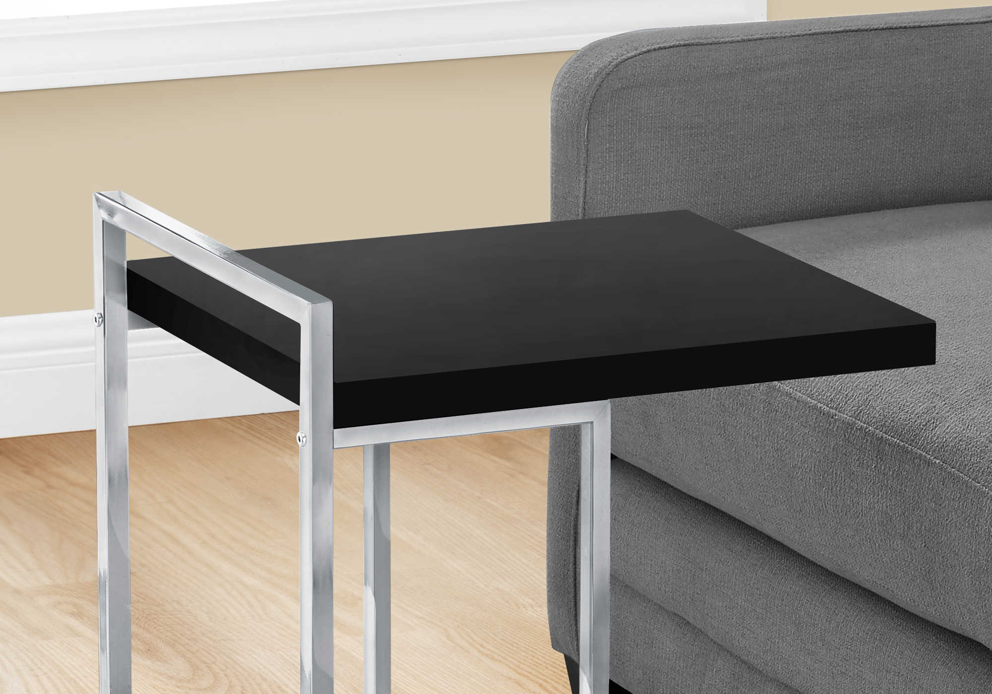 TABLE DE CHEVET - 25"H / NOIR / METAL CHROME – I 3640.