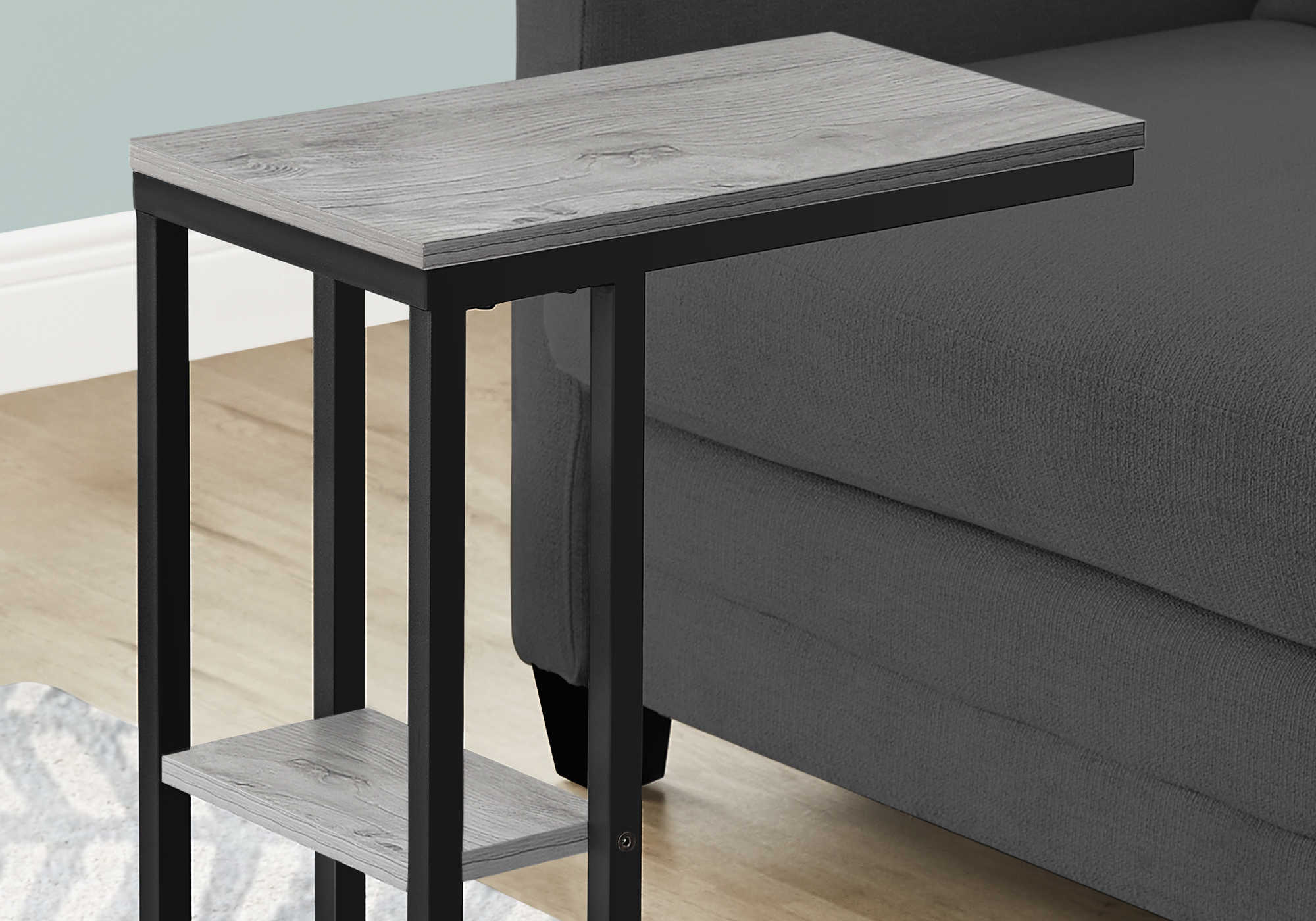 TABLE DE CHEVET - 25"H / GRIS / METAL NOIR – I 3671.