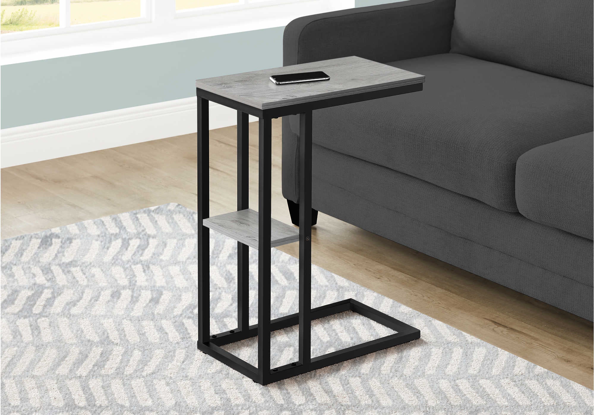 TABLE DE CHEVET - 25"H / GRIS / METAL NOIR – I 3671.