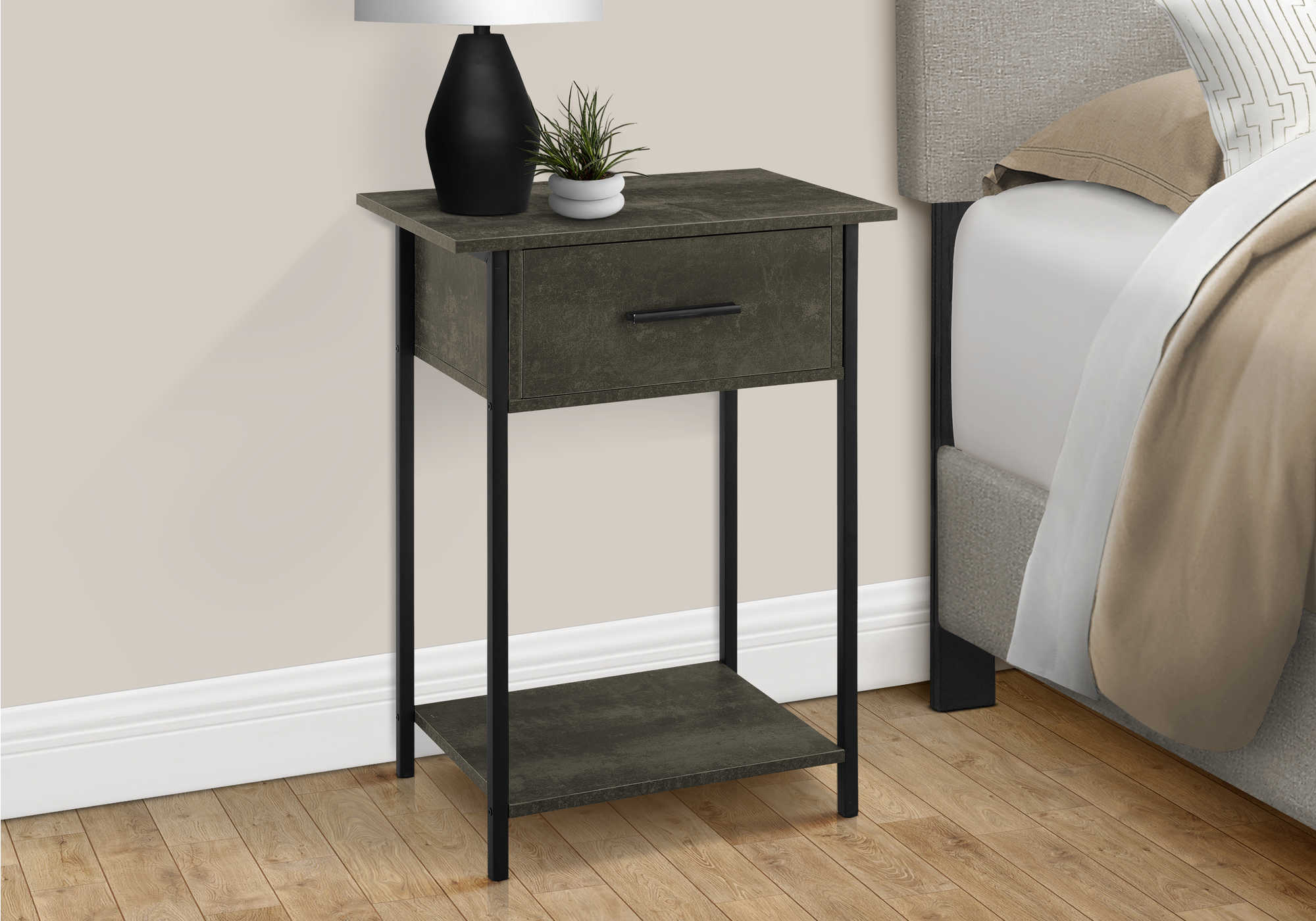TABLE D'APPOINT - 24"H / BRONZE FONCE / METAL NOIR – I 3815
