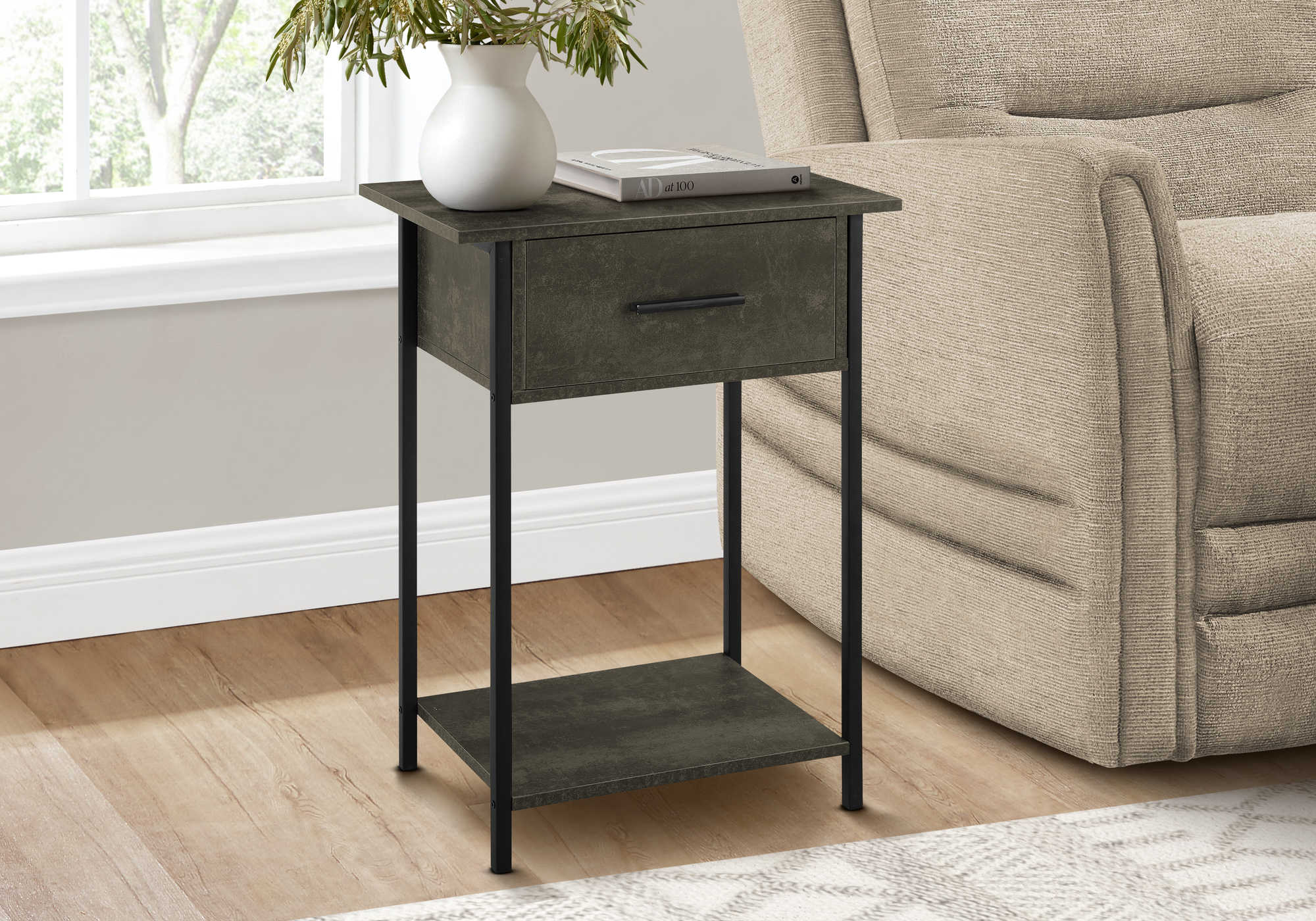 TABLE D'APPOINT - 24"H / BRONZE FONCE / METAL NOIR – I 3815