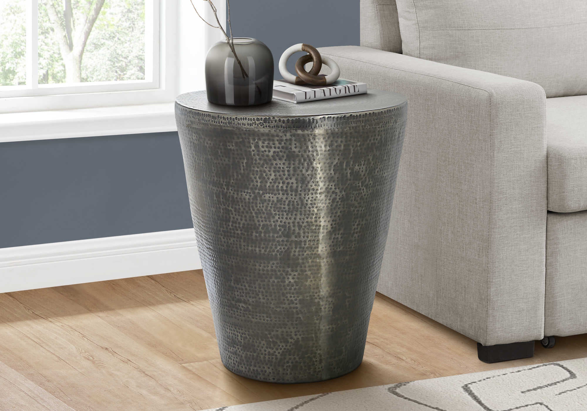 TABLE DE CHEVET - 22"H / TABLE DE BOUT DRUM METAL GRIS – I 3924.