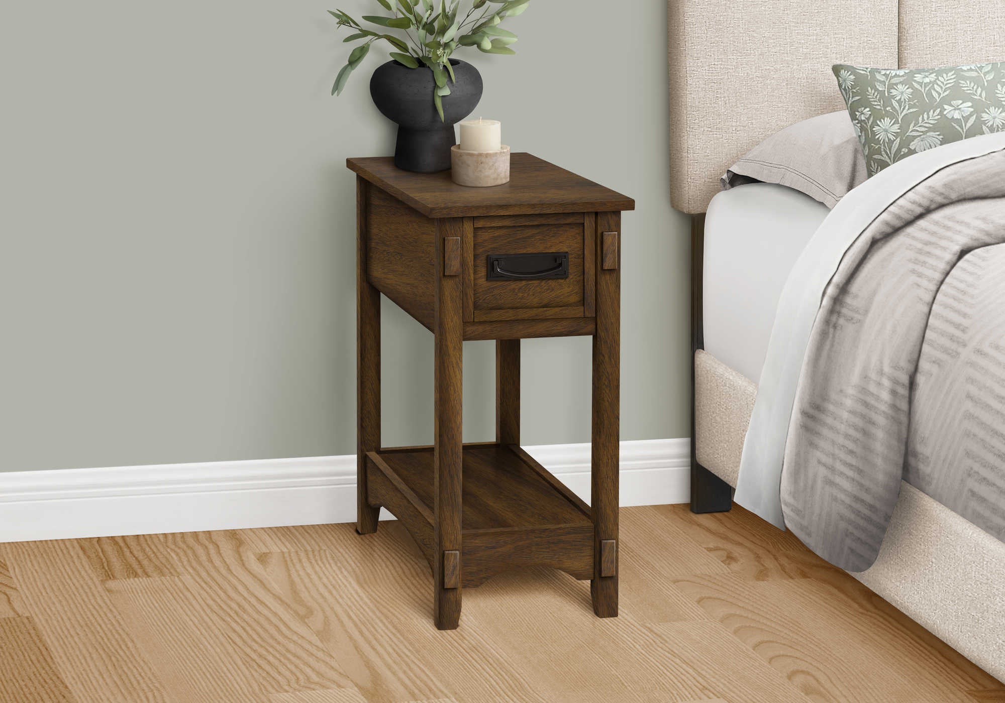 TABLE DE CHEVET - 24"H / BOIS PLAQUE ACAJOU BRUN – I 3955.