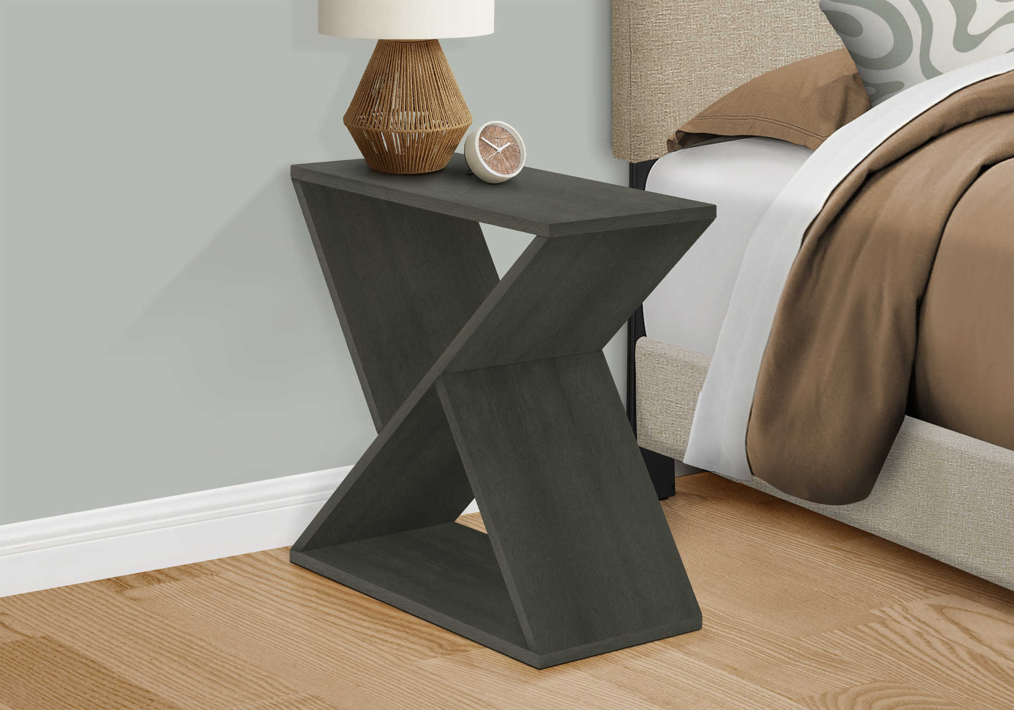 TABLE DE CHEVET - 24"H / BOIS PLAQUE VERT FONCE – I 3982.
