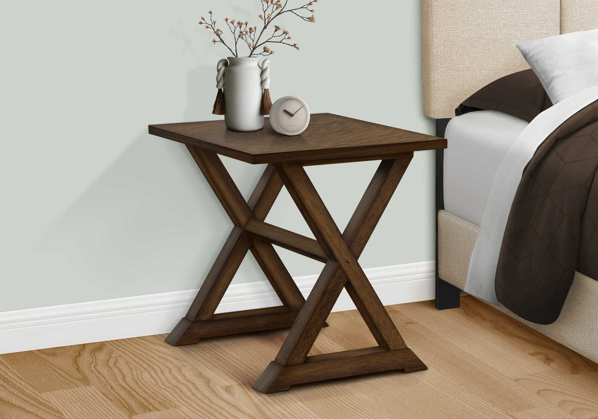 TABLE DE CHEVET - 24"H / BOIS PLAQUE ACAJOU FONCE – I 3988.