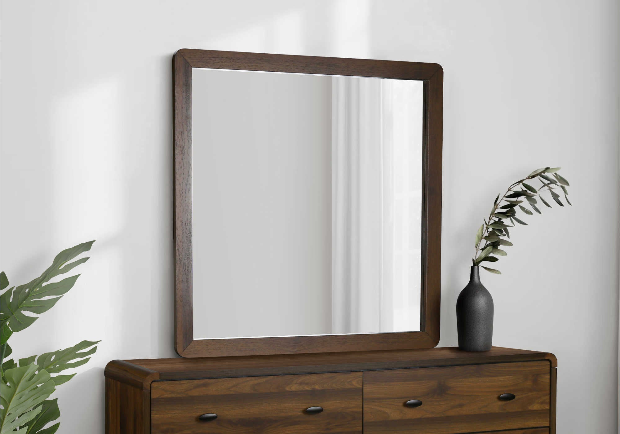 CHAMBRE A COUCHER - MIROIR MURAL / NOYER – I 5232