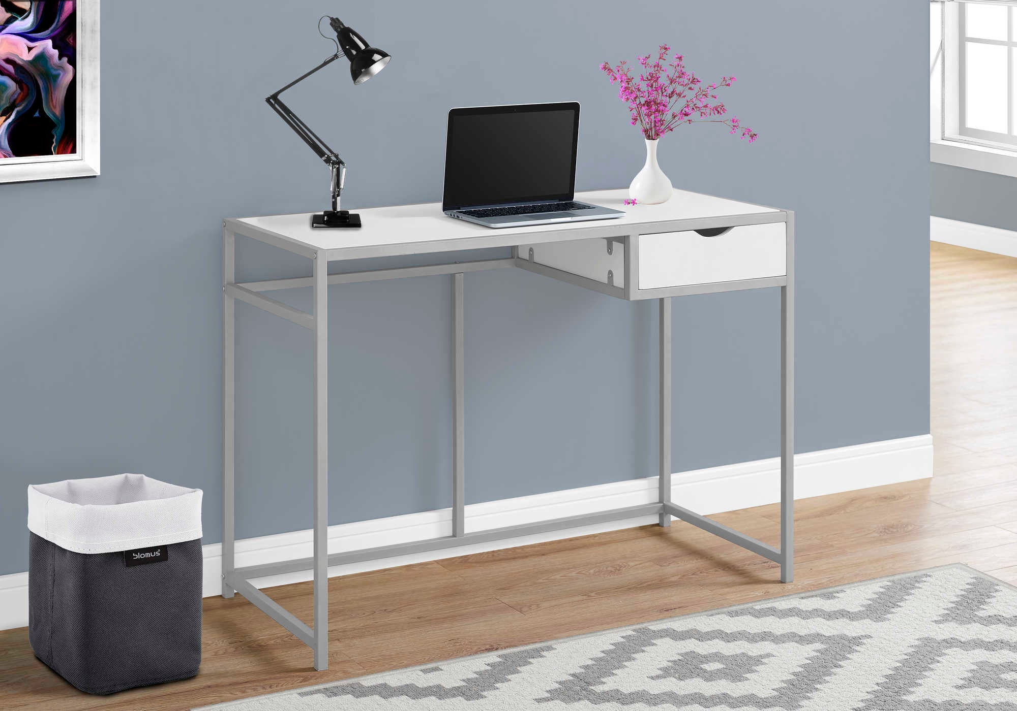 Image of computer desk - 42"l / white / silver metal i 7222.