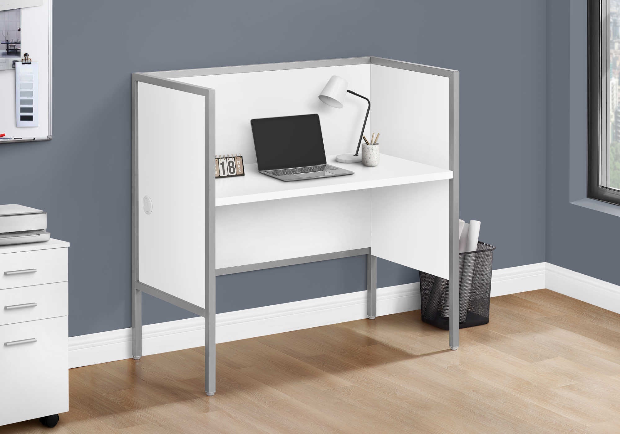 BUREAU CUBICLE - 48"L BLANC / ARGENT QUALITE COMMERCIALE – I 7729