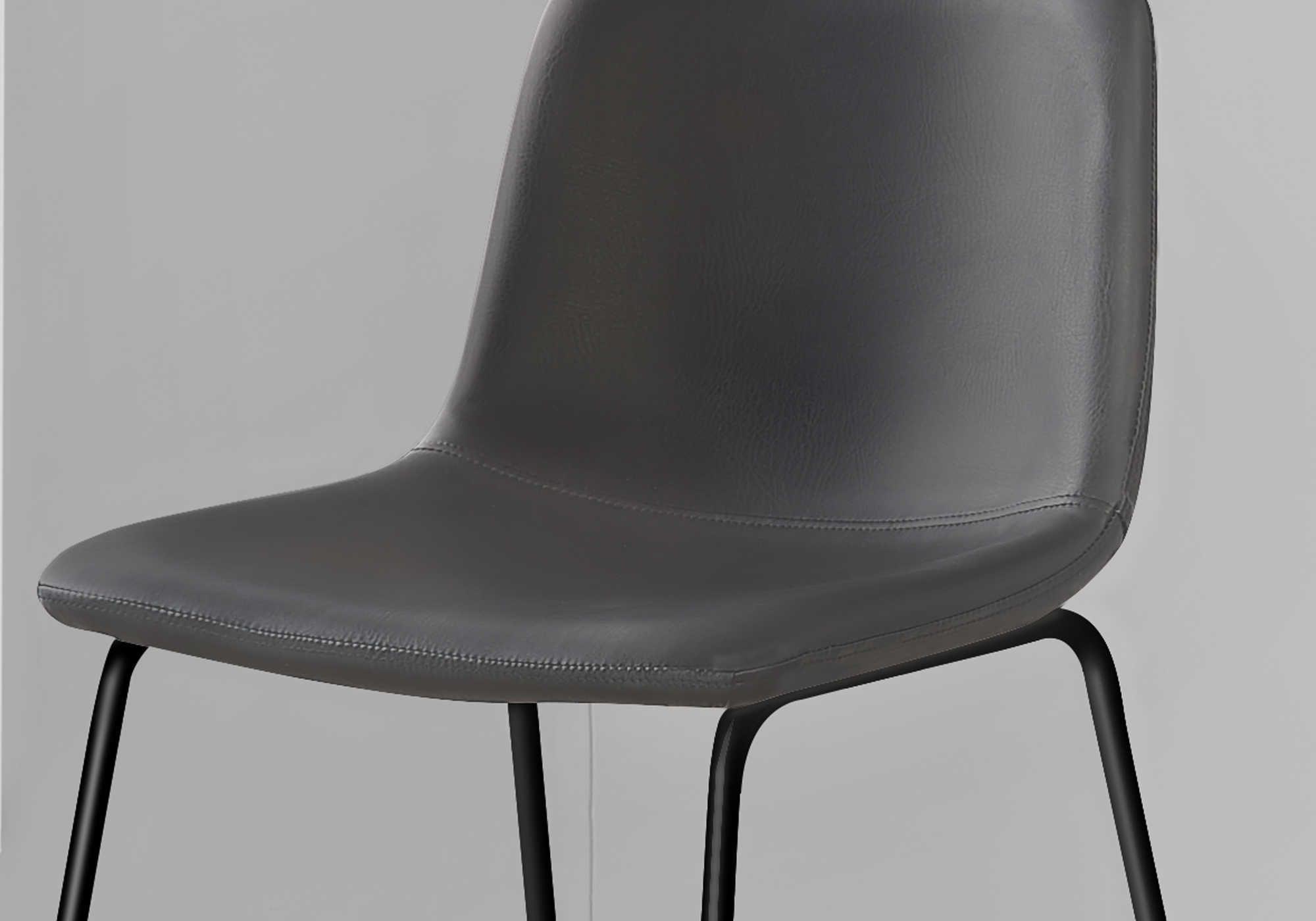 TABOURET DE BAR - 40"H / SIMILI-CUIR GRIS / METAL NOIR – I 7752