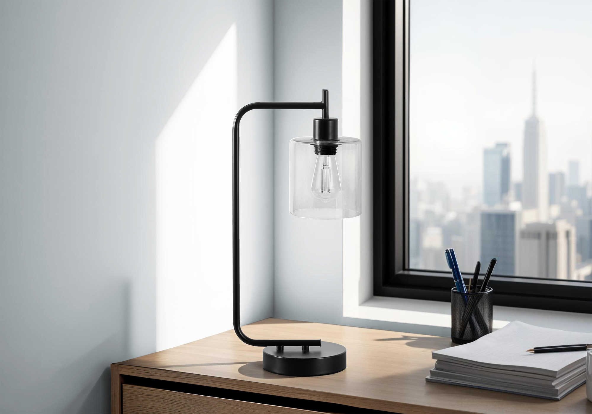 LUMINAIRE - 20"H LAMPE DE TABLE NOIR METAL / VERRE / USB – I 9637.