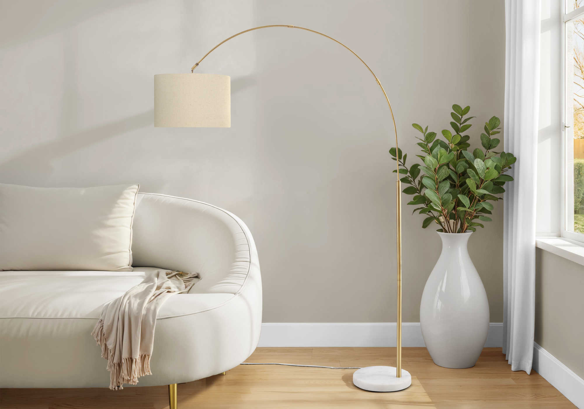 LUMINAIRE - 79"H LAMPE SUR PIED ARC LAITON METAL / BEIGE – I 9640