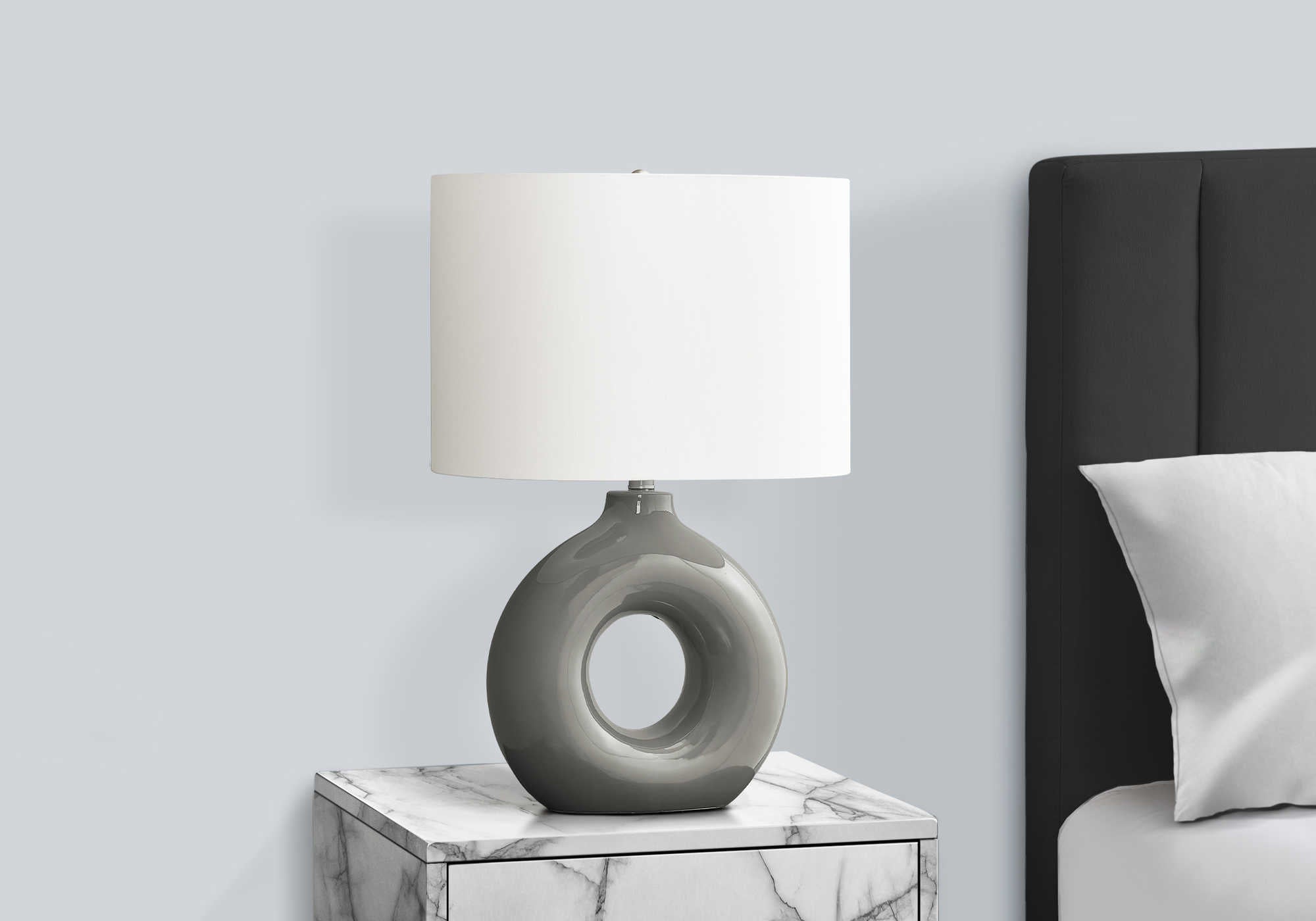 LUMINAIRE - 24"H LAMPE DE TABLE GRIS CERAMIQUE / IVOIRE – I 9667.