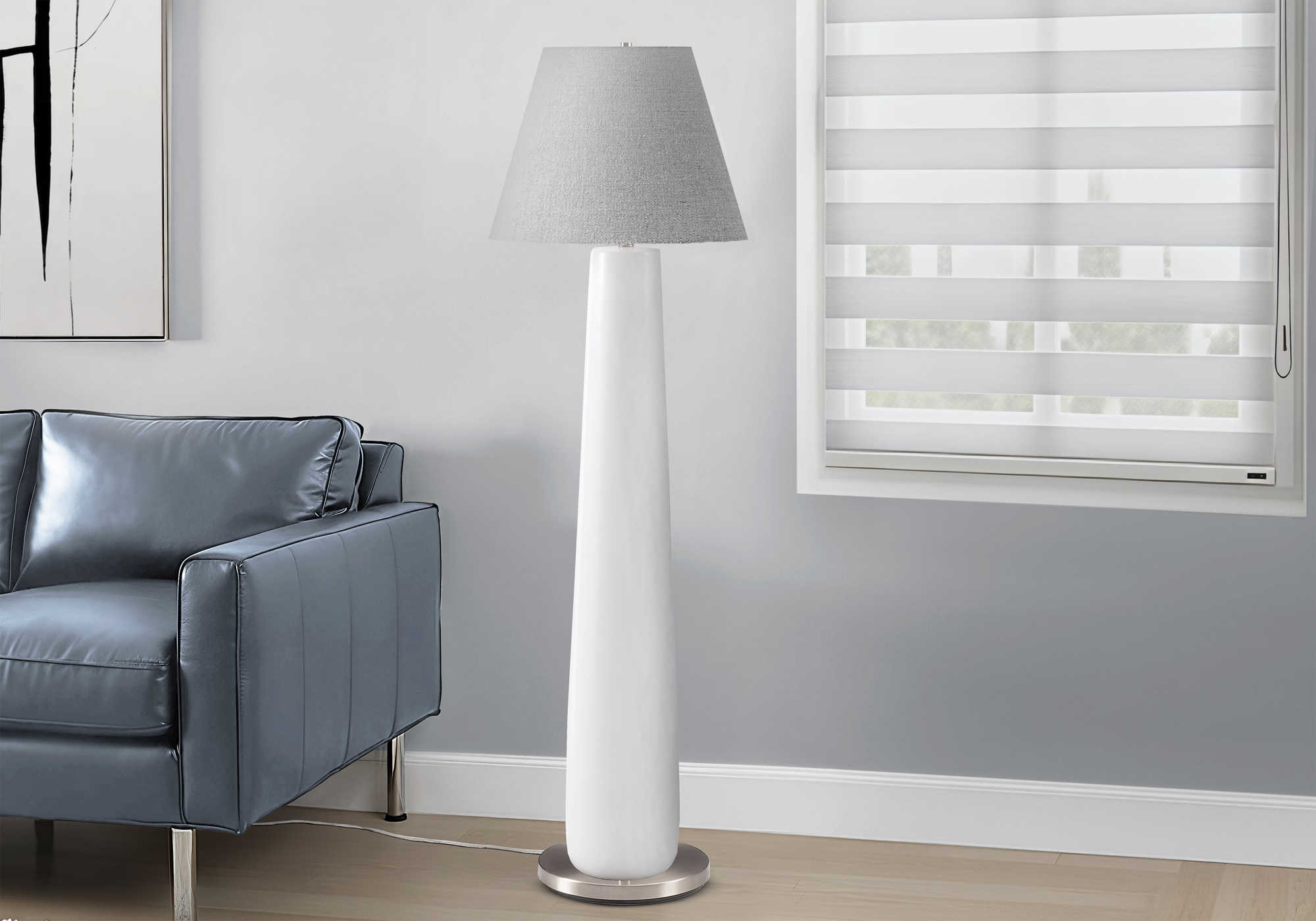 LUMINAIRE - 61"H LAMPE SUR PIED RESINE BLANC / GRIS – I 9684