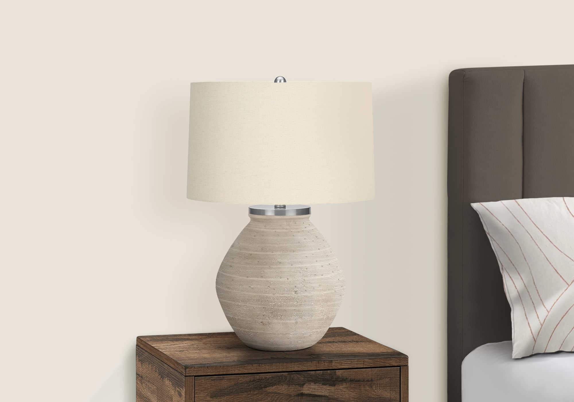 LUMINAIRE - 25"H LAMPE DE TABLE CREME BETON / BEIGE – I 9714.