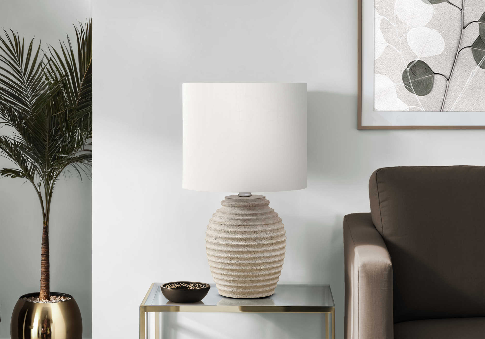 LUMINAIRE - 17"H LAMPE DE TABLE BEIGE RESINE / IVOIRE – I 9865