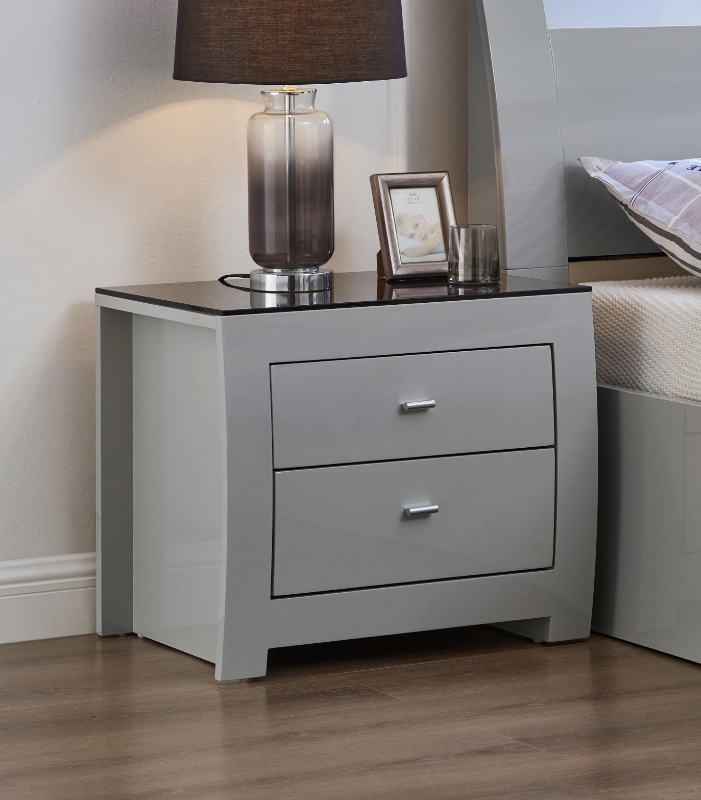 Features 2 Pull-Out Drawers Night Stand – New York Night Stand