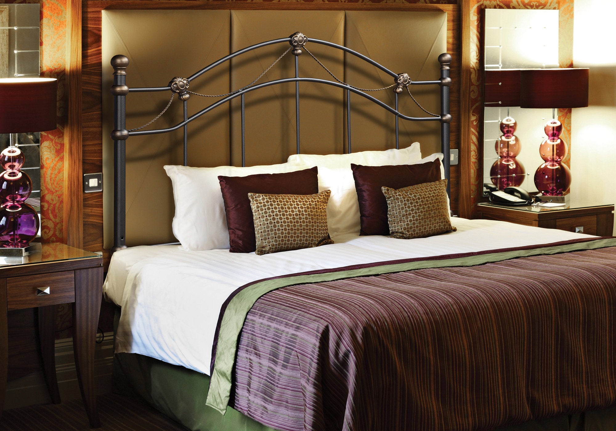Image of bed - queen or full black headboard or footboard i 2621q.