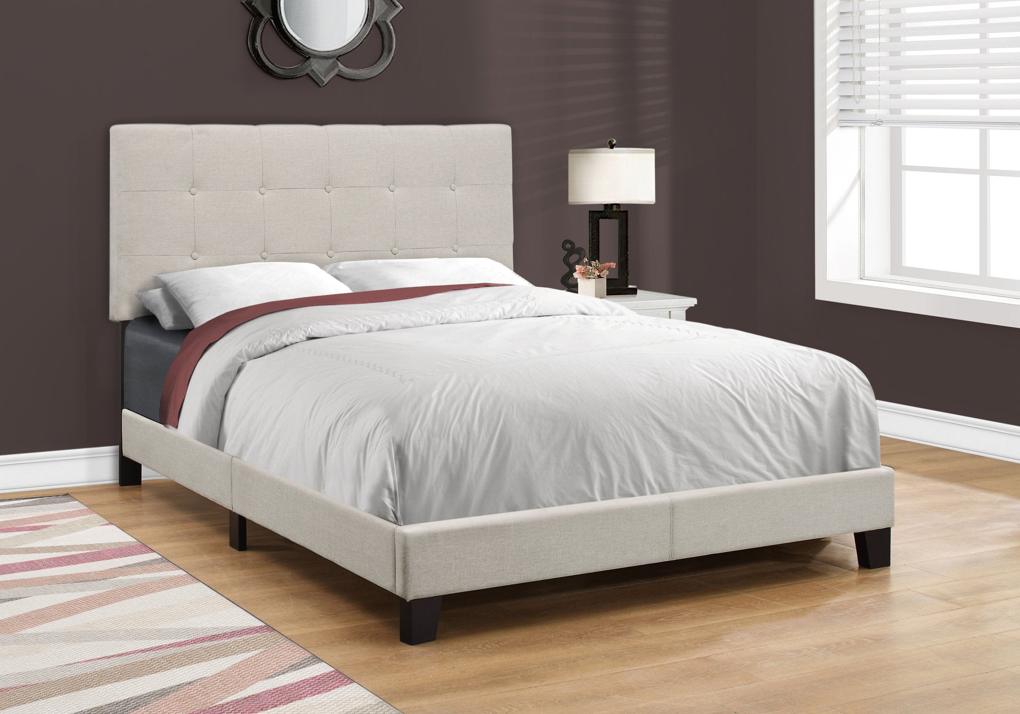 Image of bed - full beige linen i 5921f.