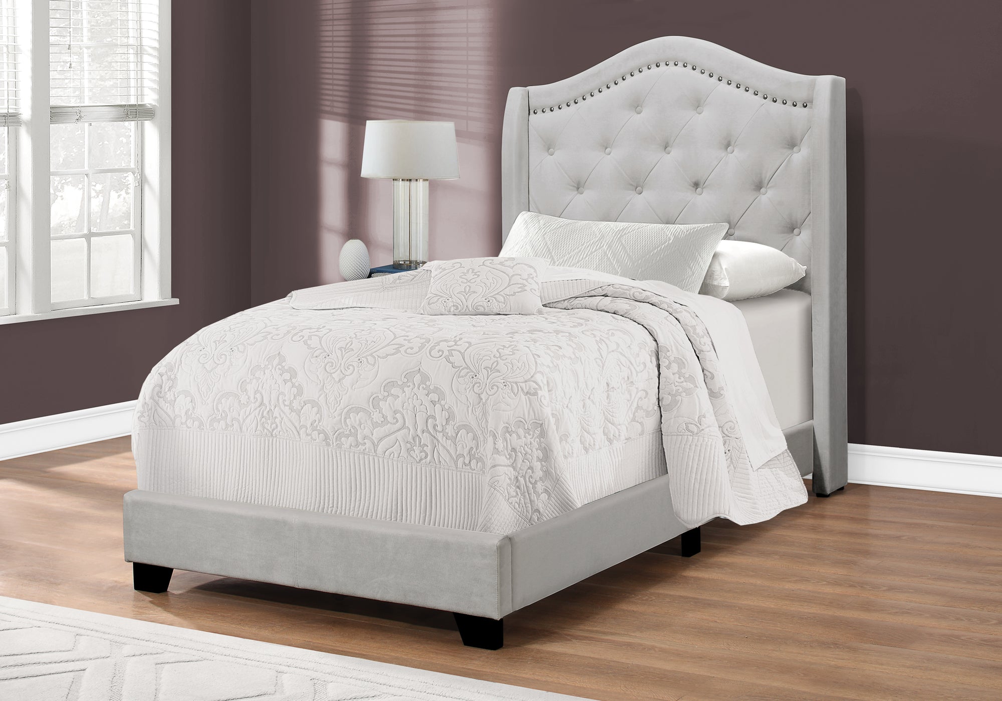 Image of bed - twin light grey velvet with chrome trim i 5967t.