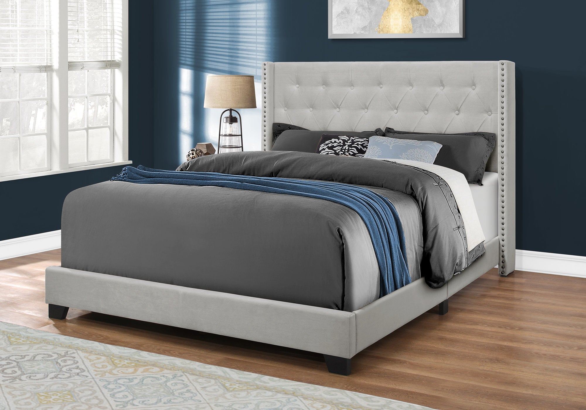 Image of bed - queen light grey velvet with chrome trim i 5985q.