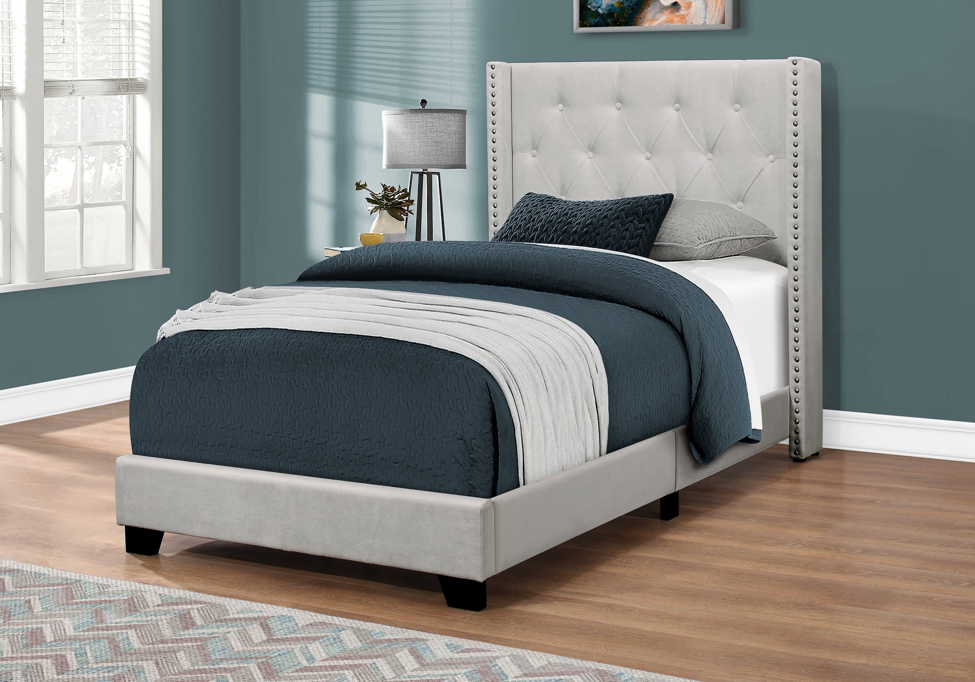 Image of bed - twin light grey velvet with chrome trim i 5985t.