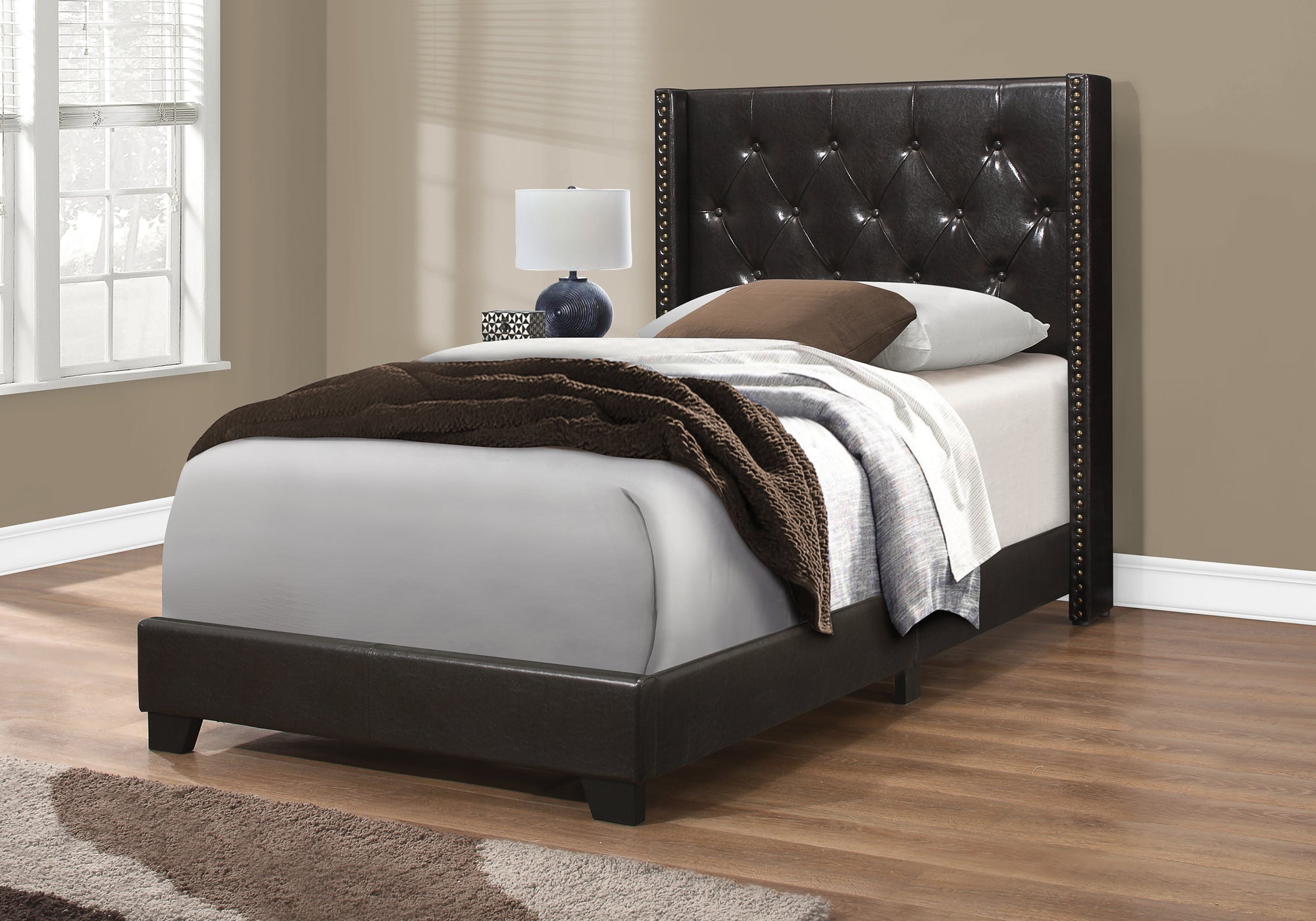 Image of bed - twin brown leather-look with brass trim i 5987t.