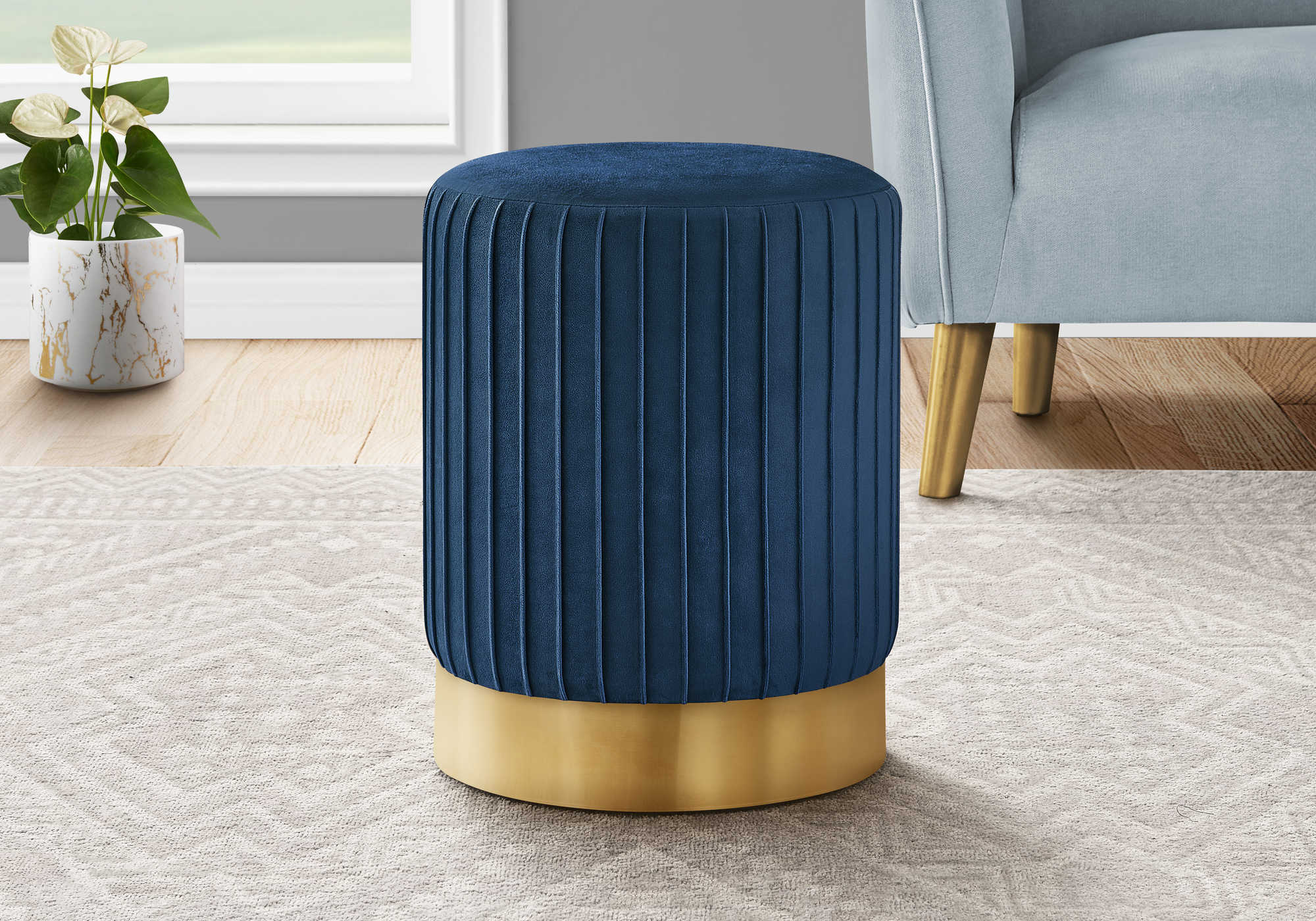Image of ottoman - grey velvet  gold metal base i 9021.