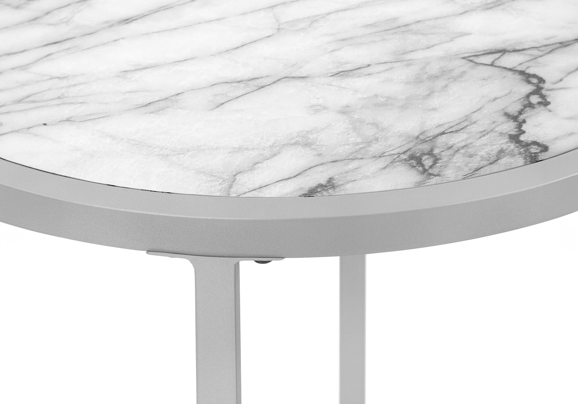 TABLE DE CHEVET - 24"H / FAUX MARBRE BLANC / METAL ARGENT – I 2205.