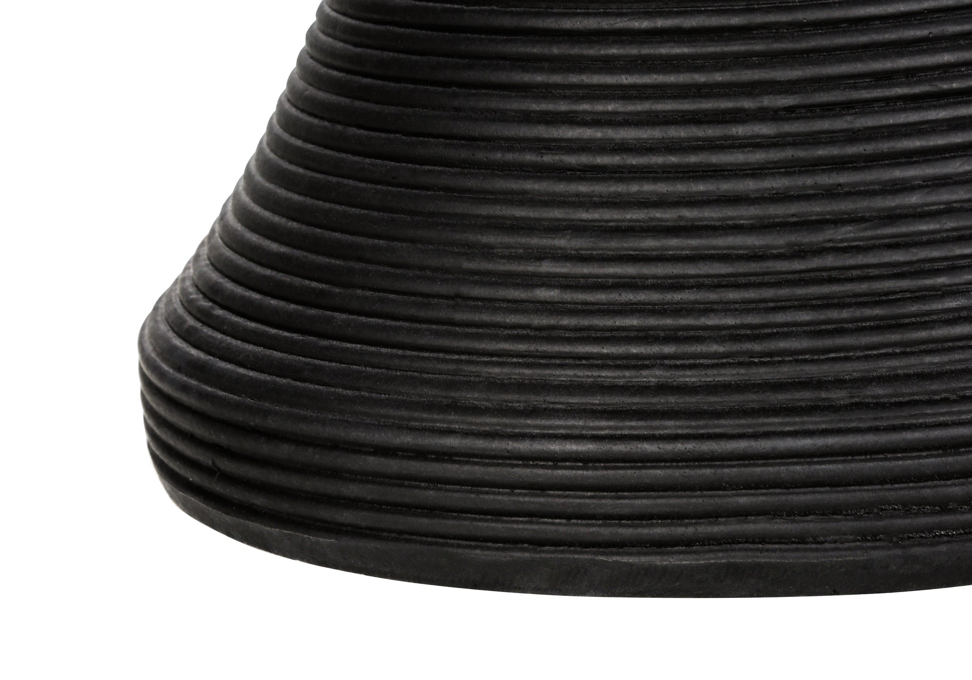 TABLE D'APPOINT - 25"H / INTERIEUR OU EXTERIEUR NOIR – I 4146