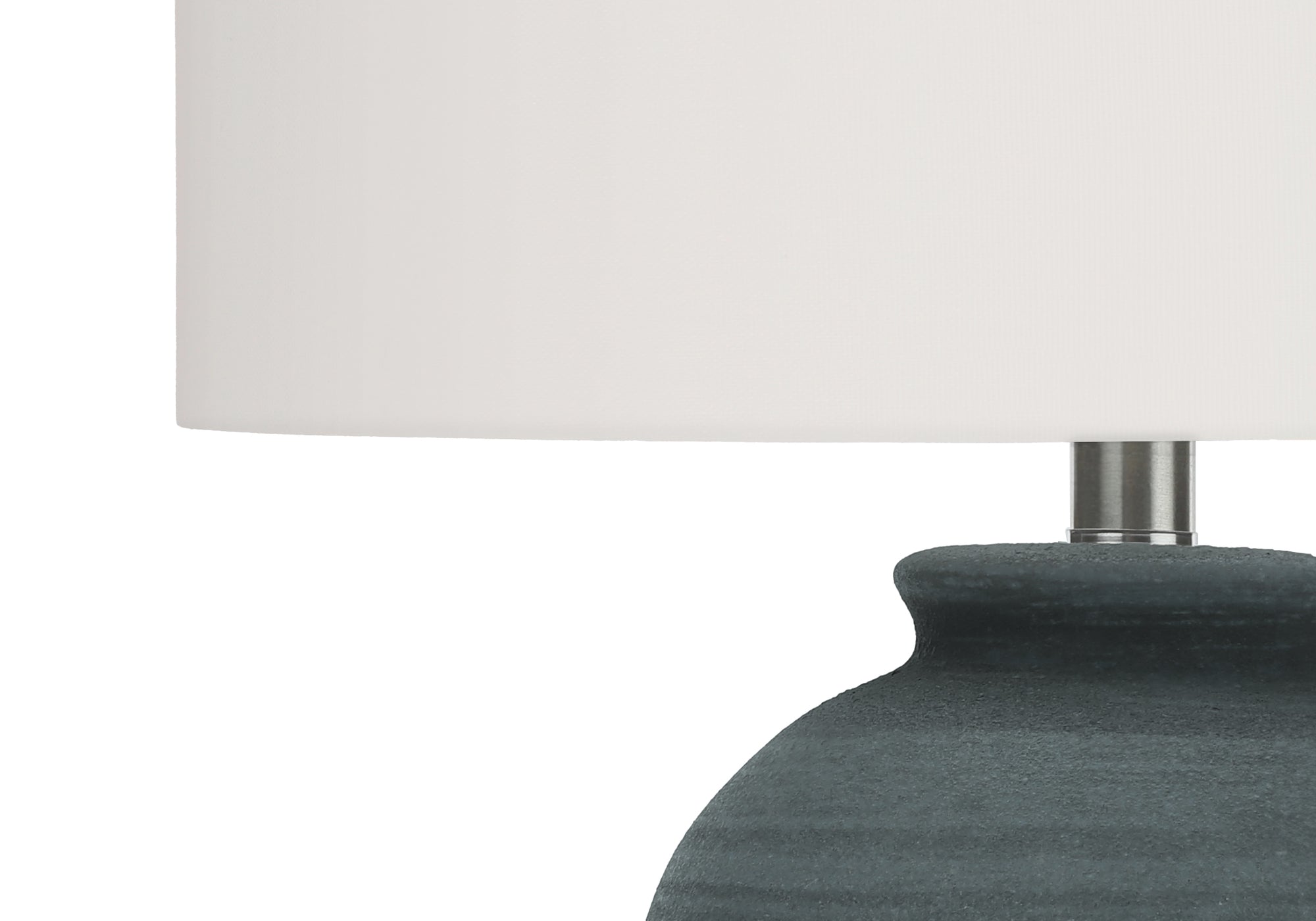 LUMINAIRE - 24"H LAMPE DE TABLE BLEU CERAMIQUE / IVOIRE – I 9622.