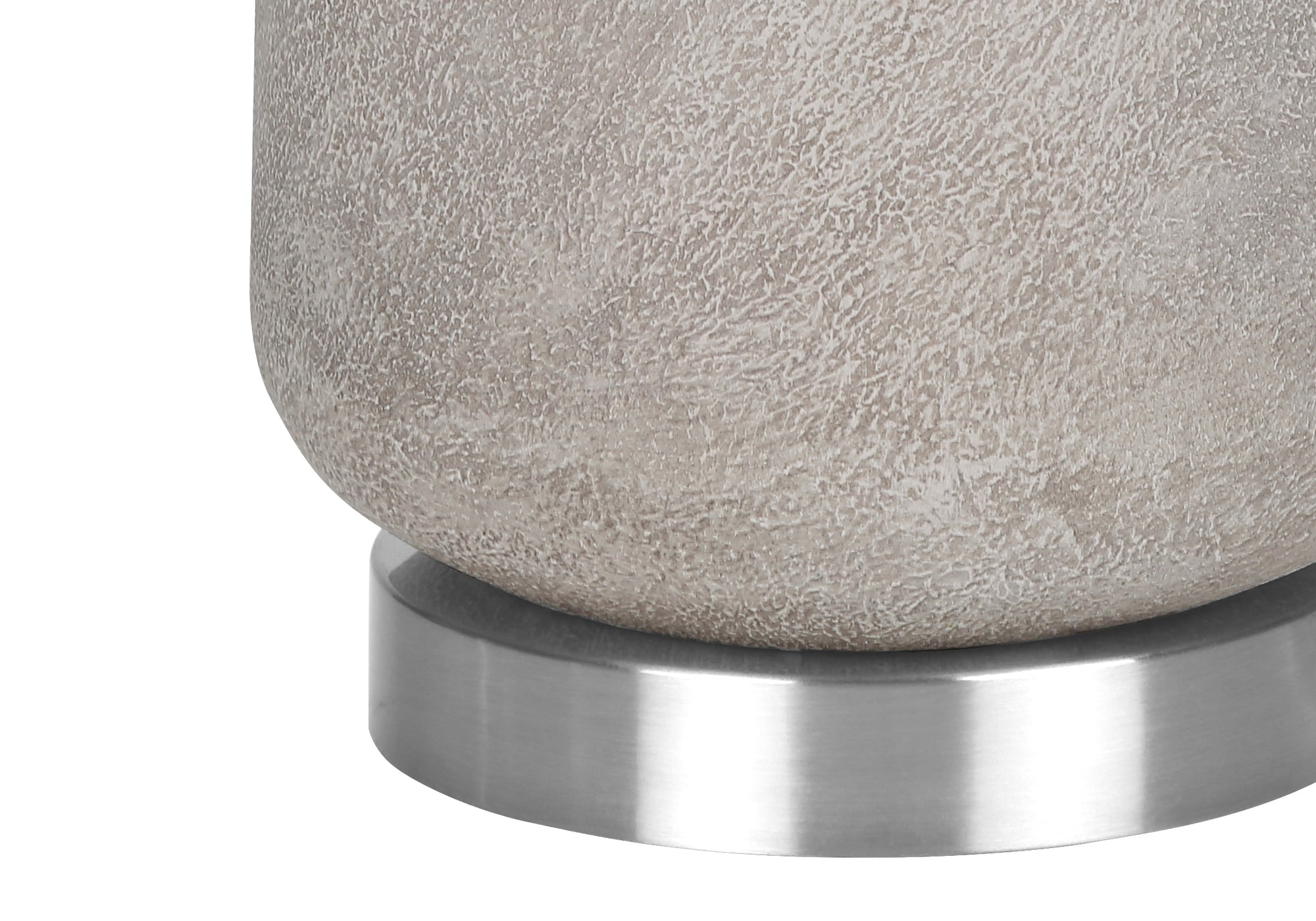 LUMINAIRE - 29"H LAMPE DE TABLE GRIS RESINE / IVOIRE – I 9712.