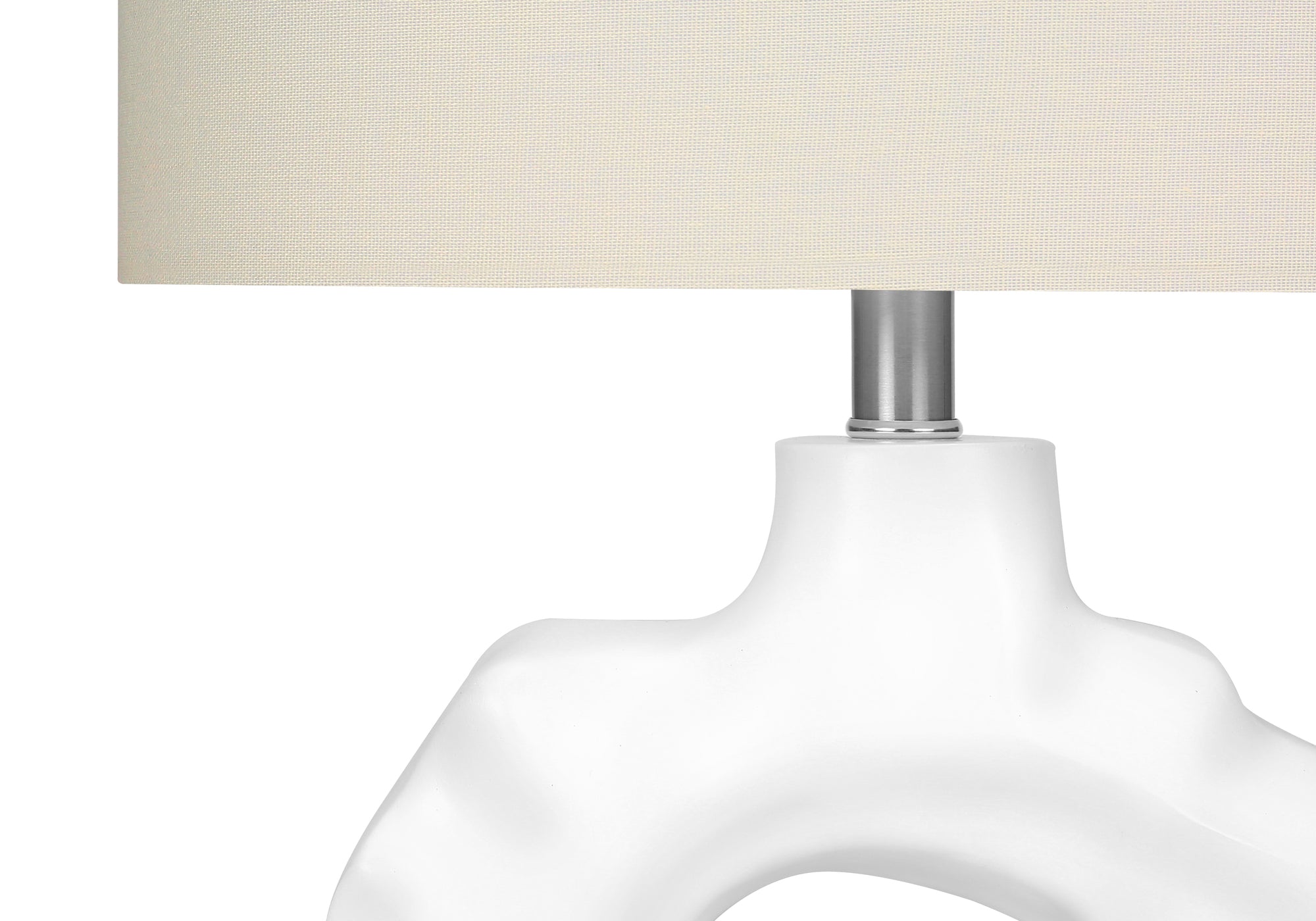 LUMINAIRE - 25"H LAMPE DE TABLE CREME RESINE / IVOIRE – I 9727.