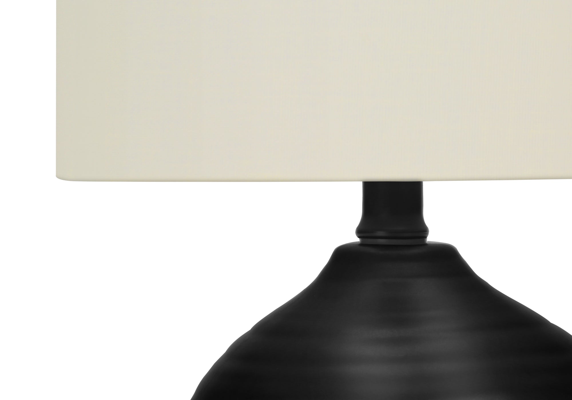 LUMINAIRE - 17"H LAMPE DE TABLE NOIR CERAMIQUE / IVOIRE – I 9739.