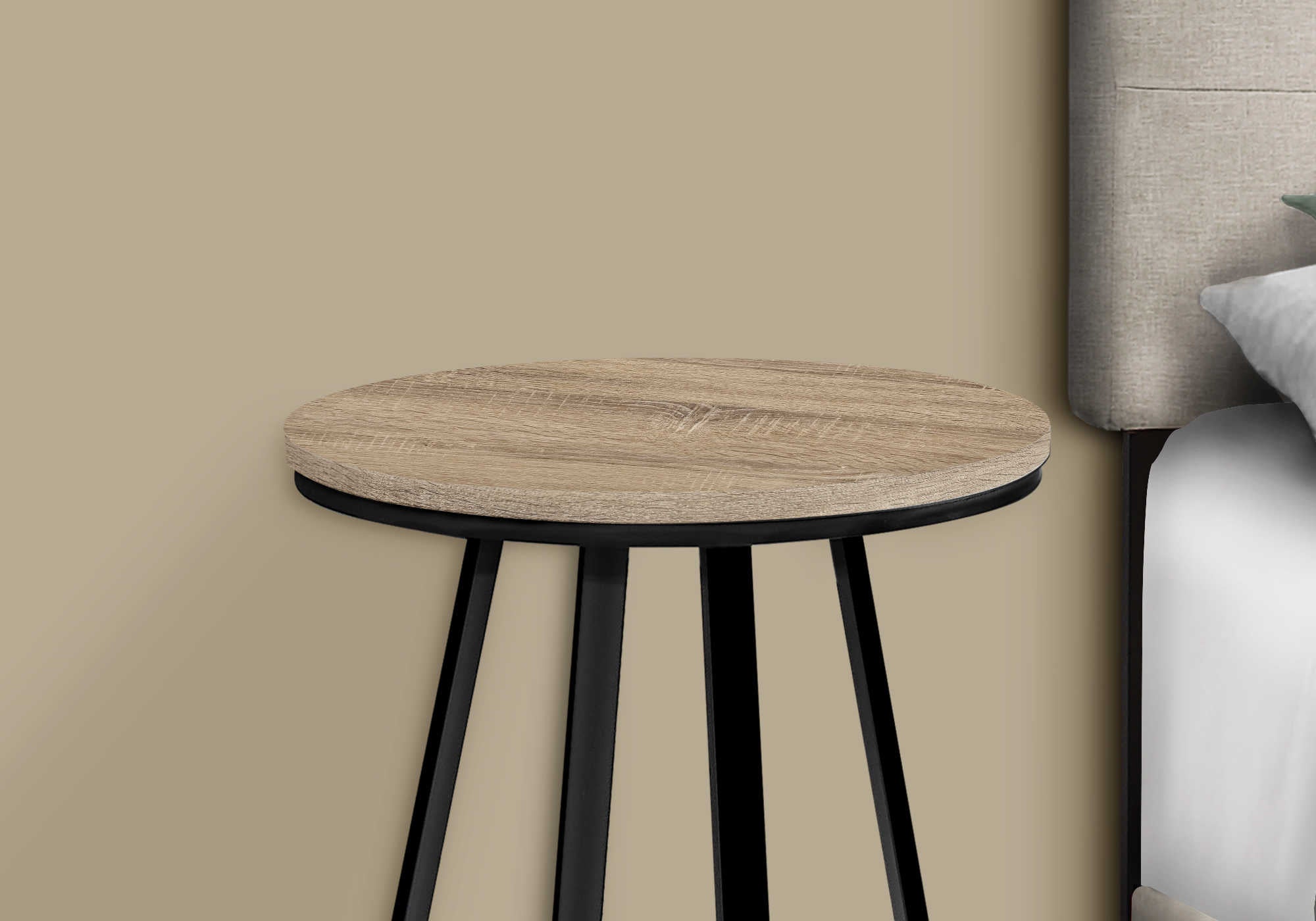TABLE DE CHEVET - 22"H / TAUPE FONCE / METAL NOIR – I 2177.