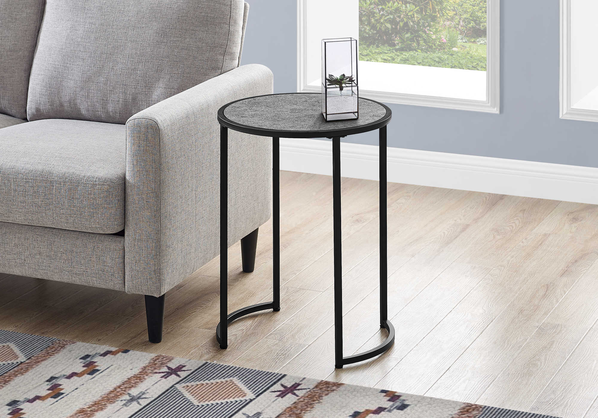 TABLE DE CHEVET - 24"H / FAUSSE PIERRE GRISE / METAL NOIR – I 2206.