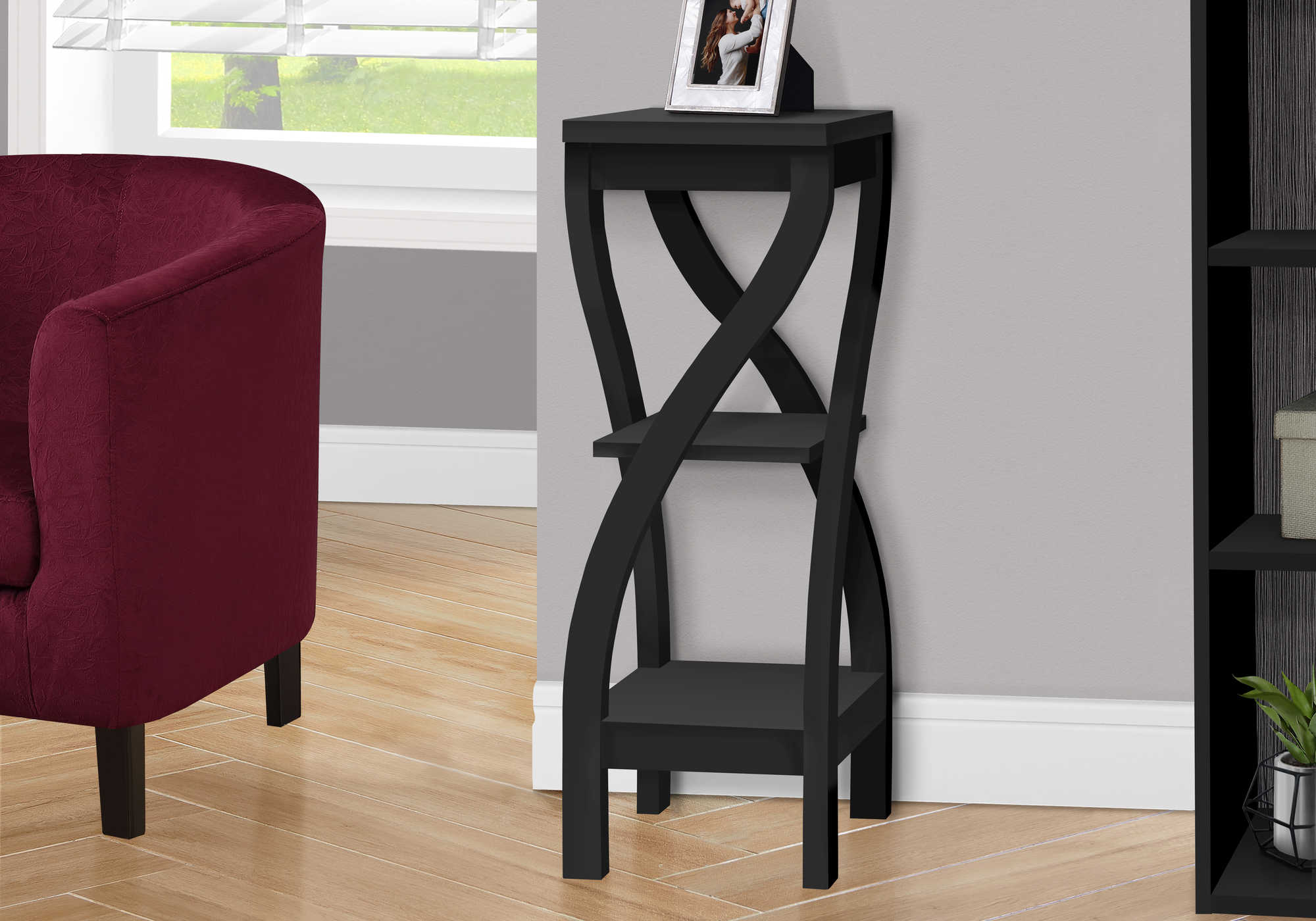Image of accent table - 32"h / black  i 2414.