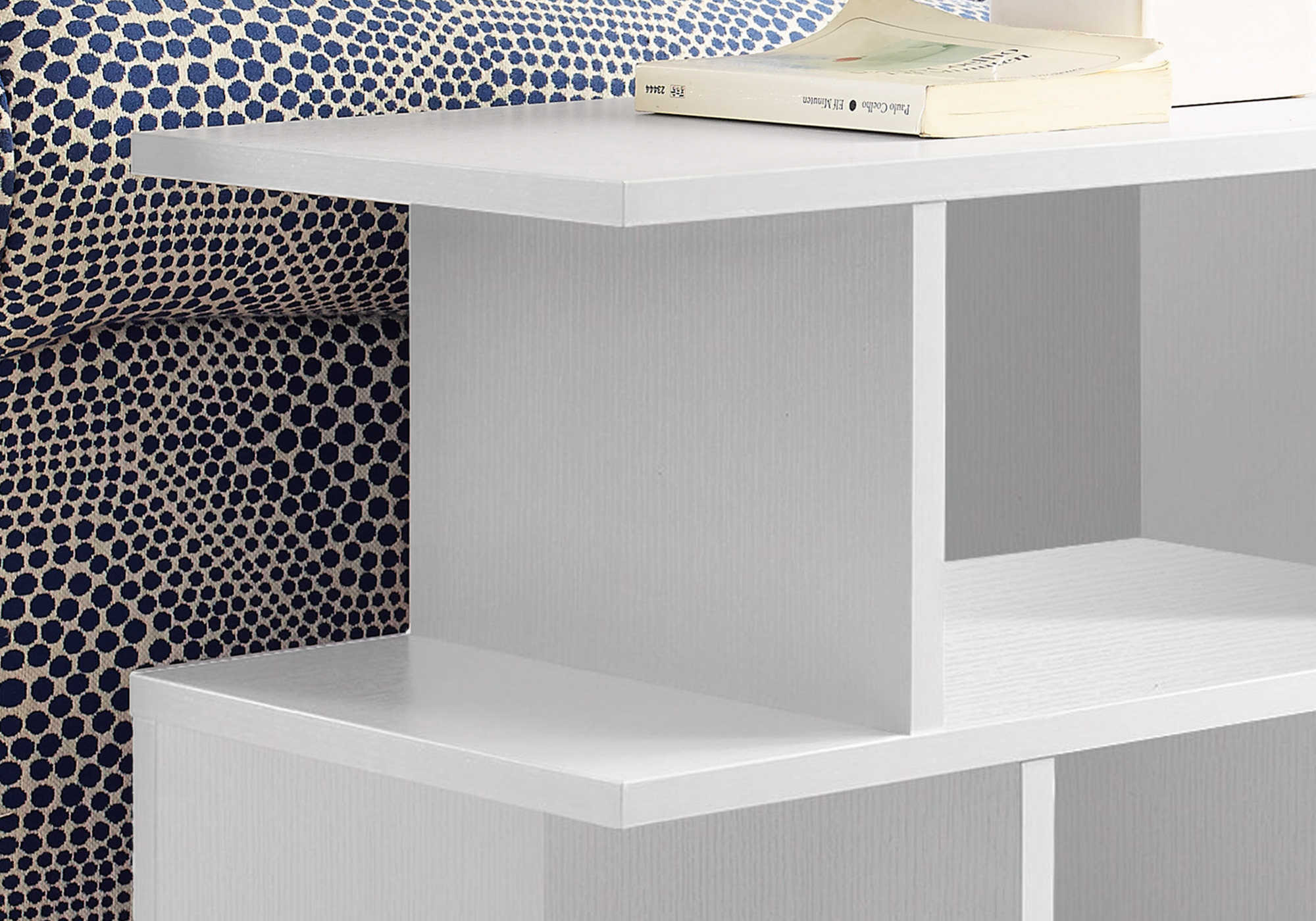 TABLE DE CHEVET - 24"H / BLANCHE – I 2475.
