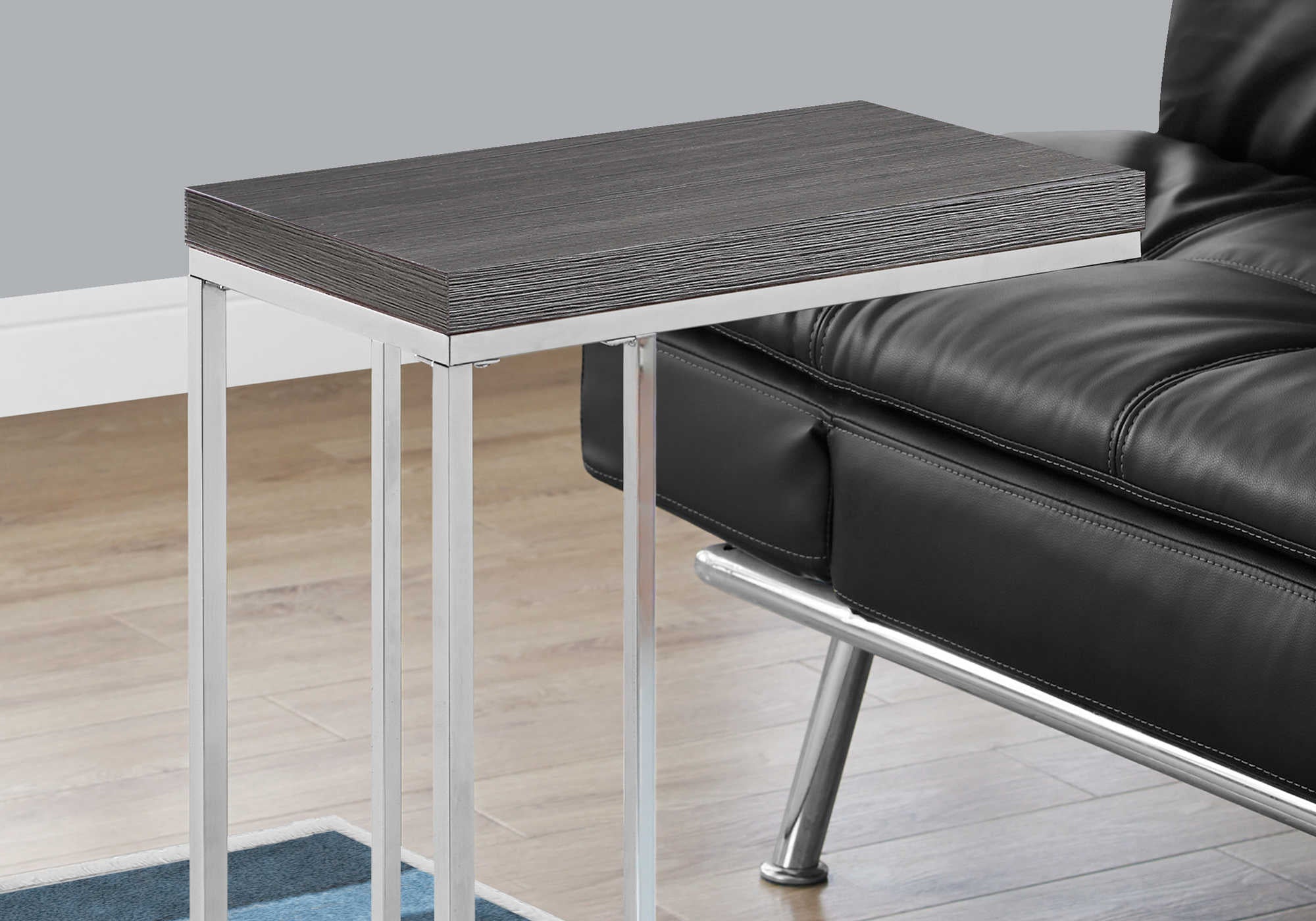TABLE DE CHEVET - GRIS ET METAL CHROME – I 3228.