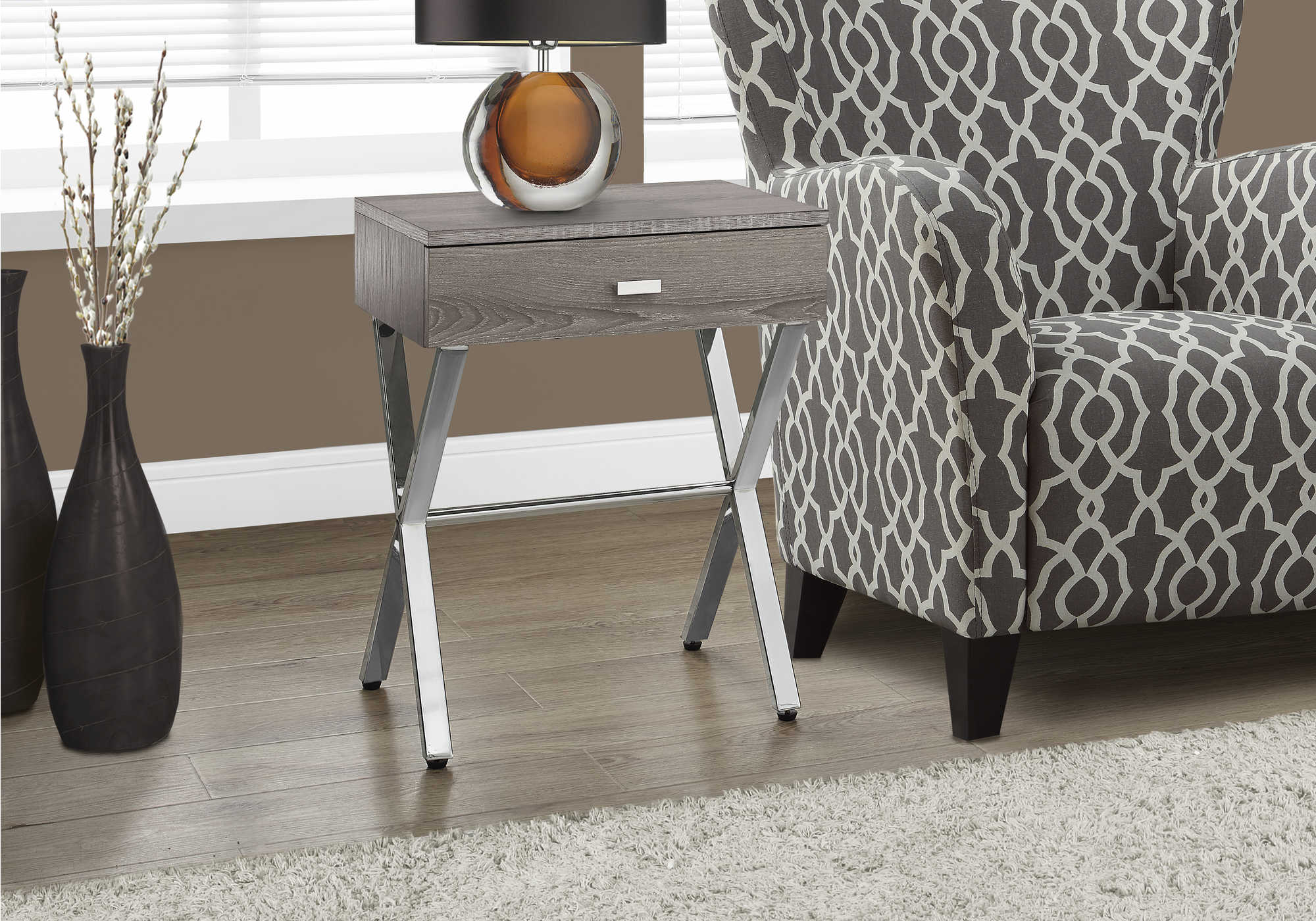TABLE DE CHEVET - 24"H / TAUPE FONCE / METAL CHROME – I 3263.