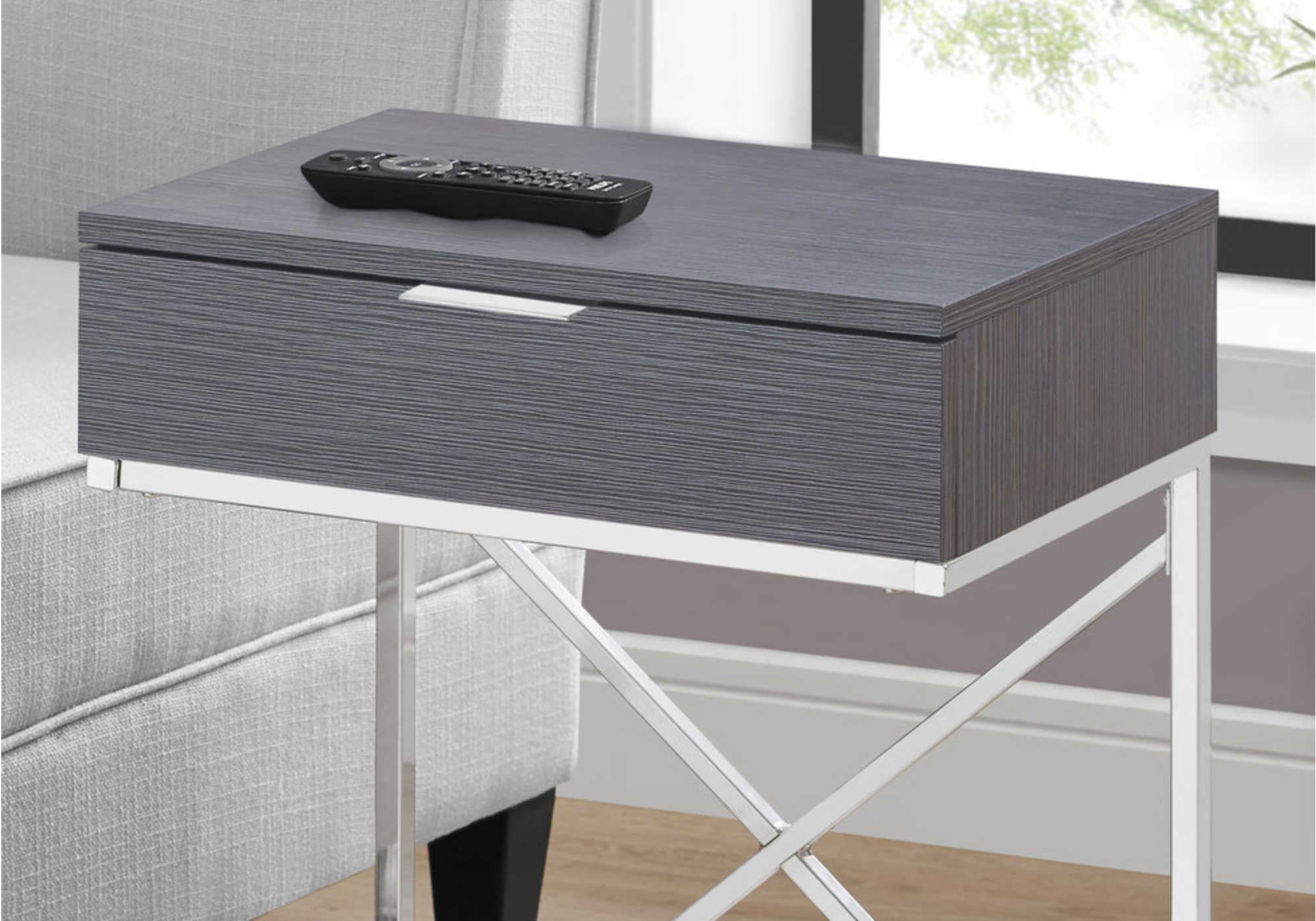 TABLE DE CHEVET - 24"H / GRIS / METAL CHROME – I 3474.
