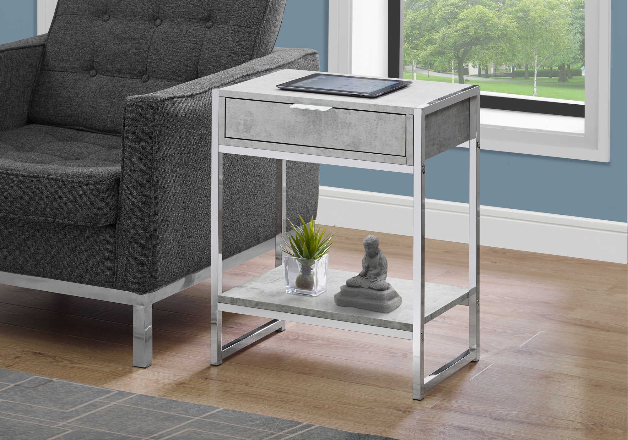TABLE DE CHEVET - 24"H / GRIS CIMENTE / METAL CHROME – I 3481.